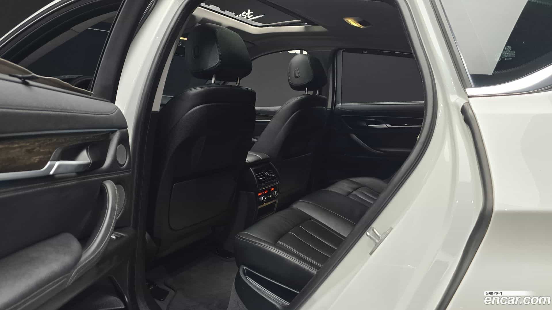 X6 BMW 2017.10-OPTION-015
