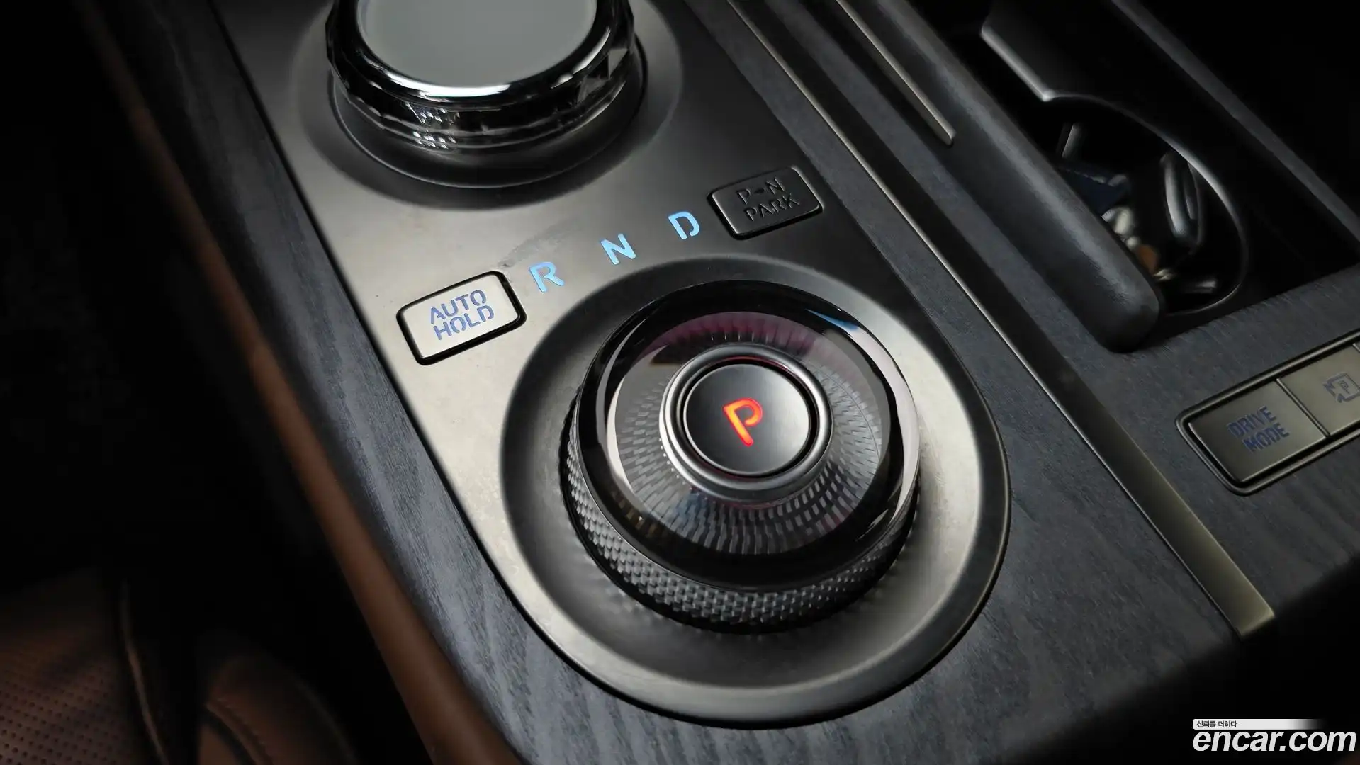 G80 Genesis 2023.0-INNER-009