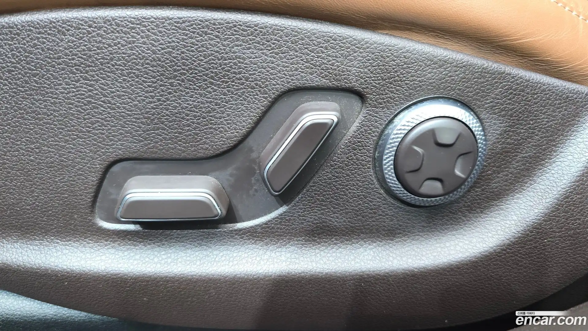 G80 Genesis 2023.0-OPTION-048