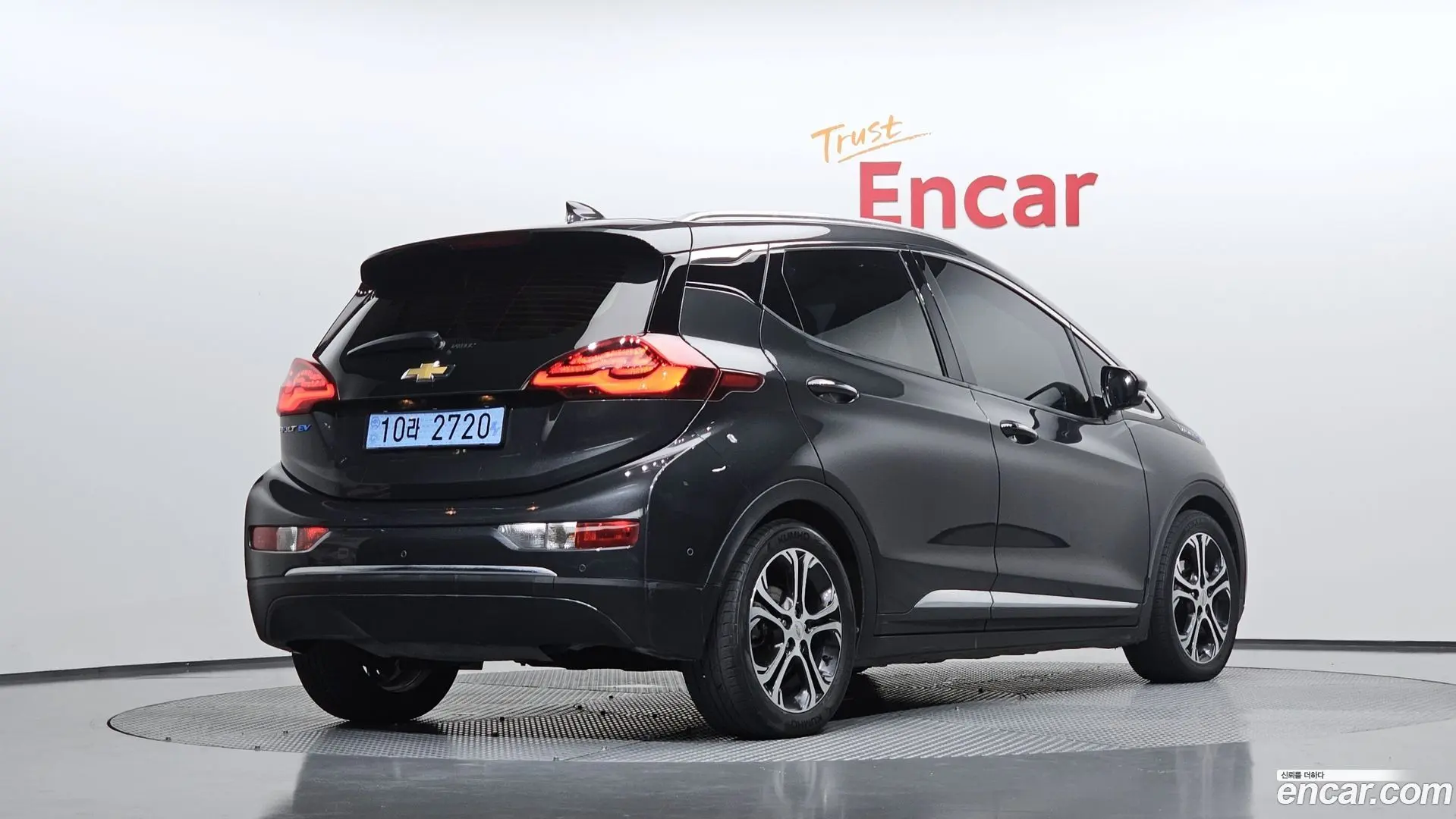 Main__Slider__Photo:Bolt EV Chevrolet 2018.6-1
