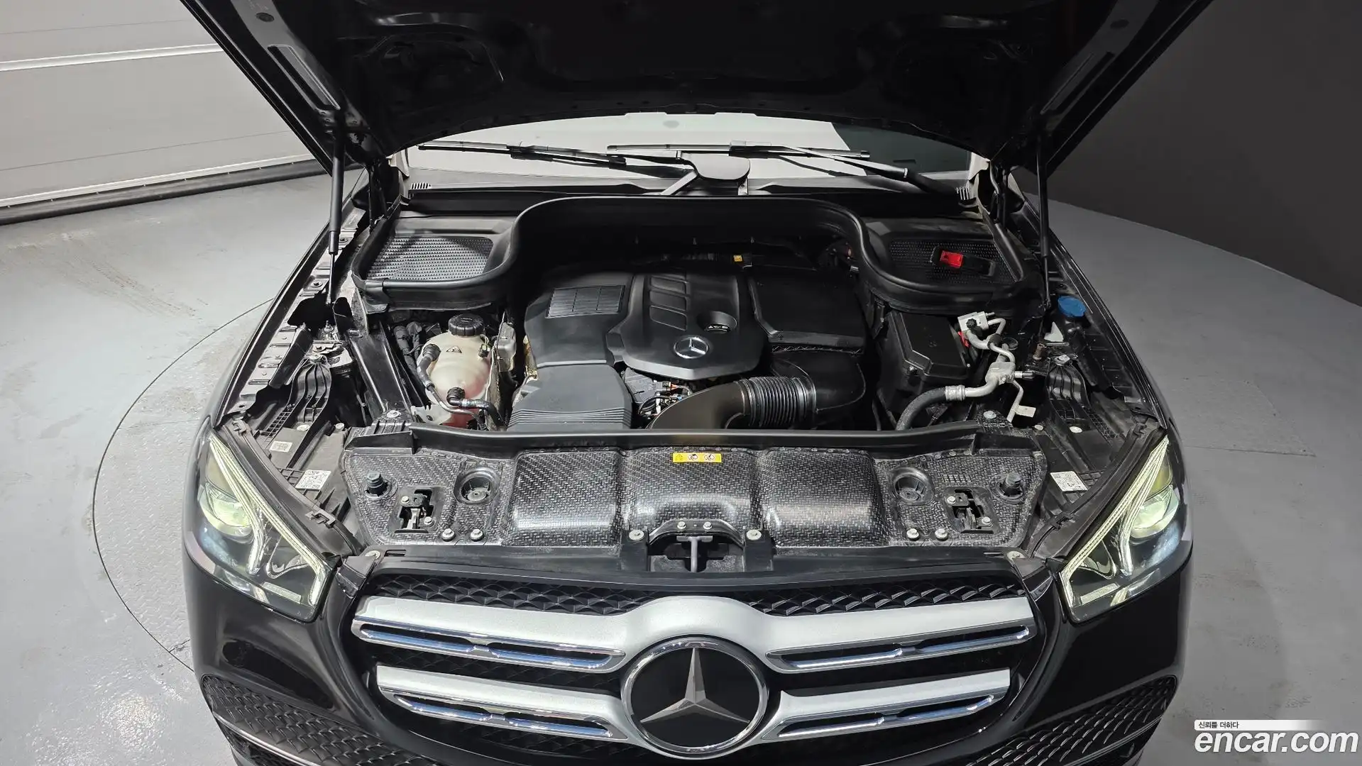 GLE-Class Mercedes-Benz 2021.10-OUTER-006