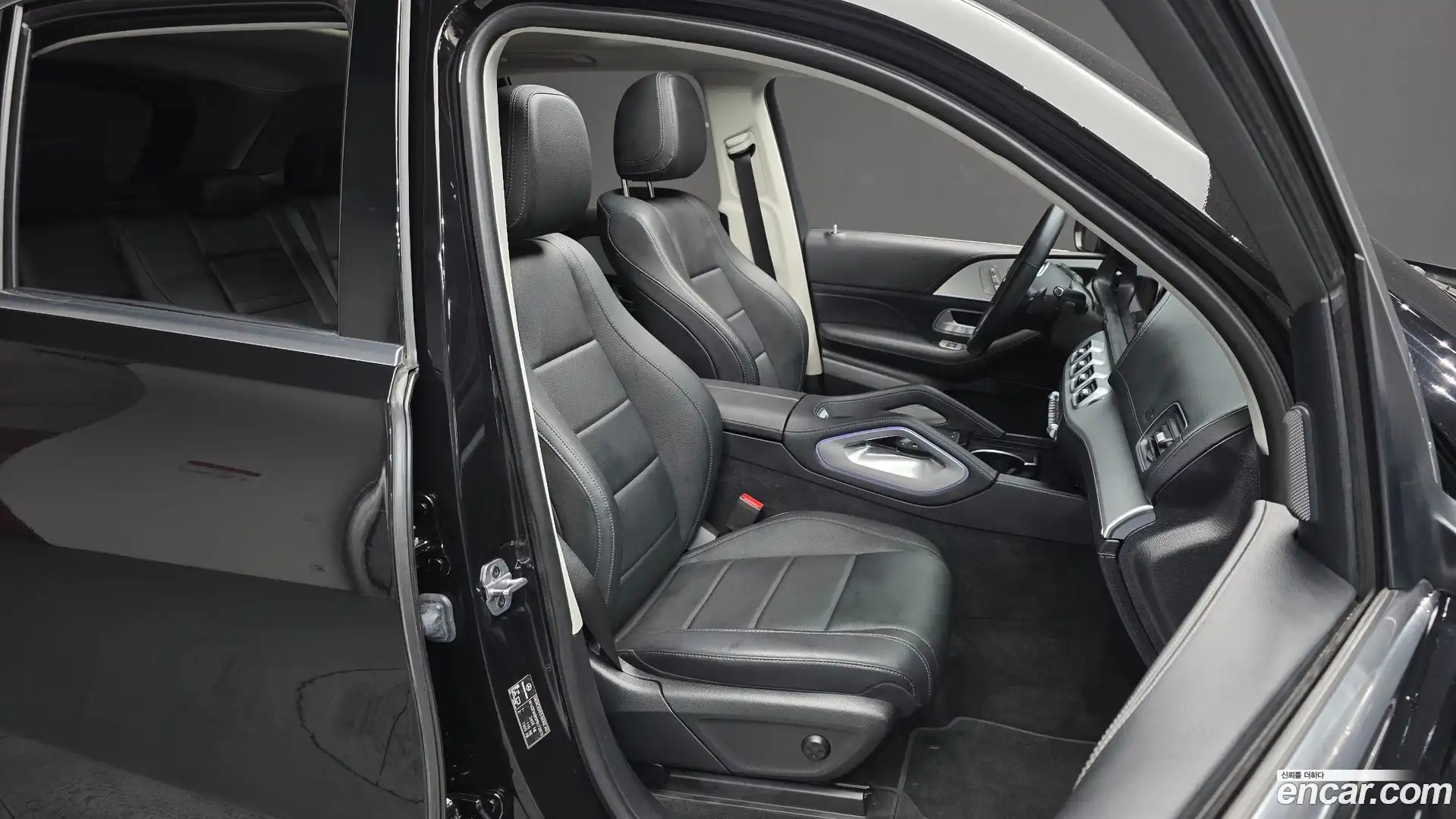 GLE-Class Mercedes-Benz 2021.10-OPTION-016