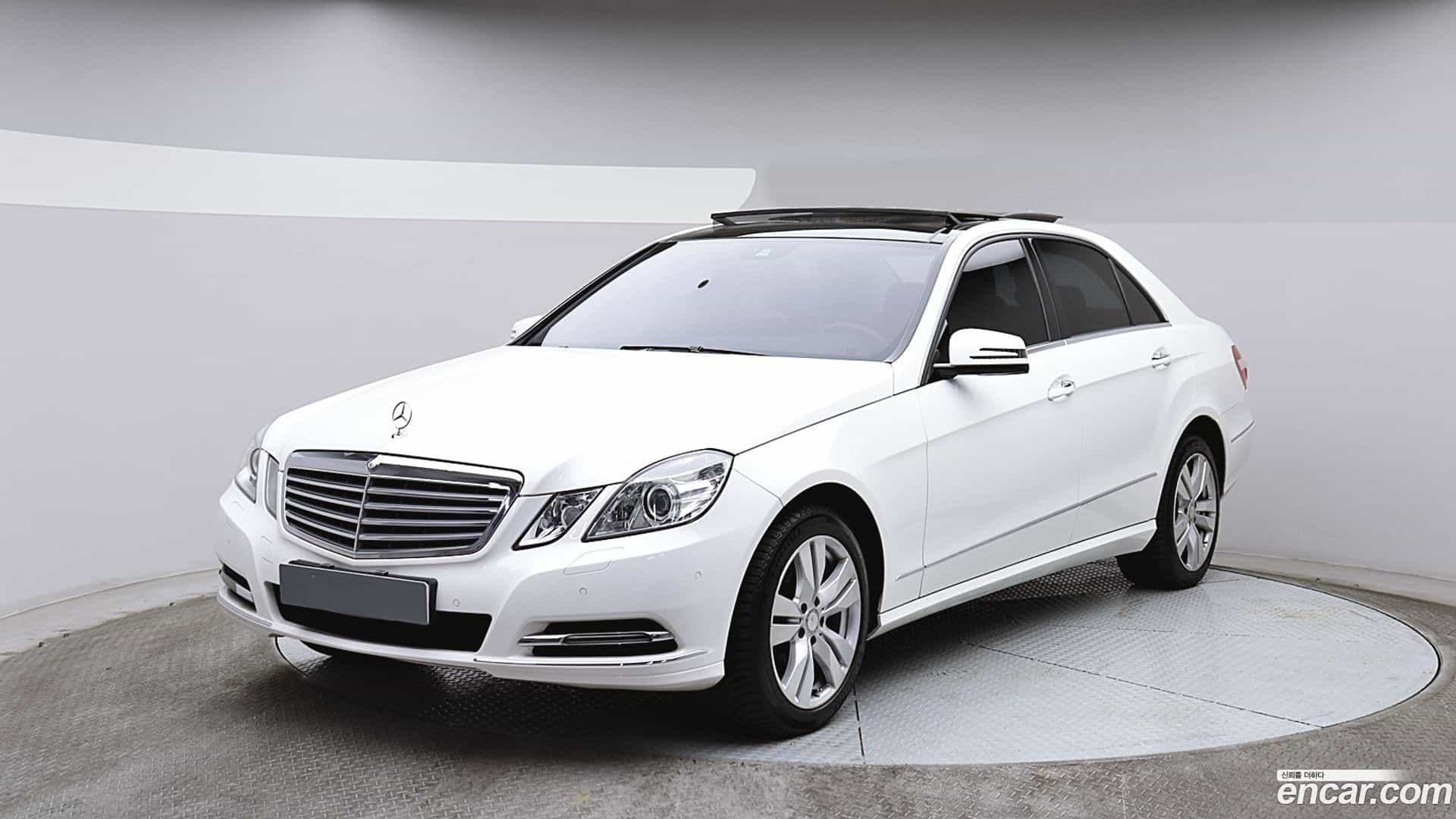 E-Class Mercedes-Benz 2013.5-OUTER-001