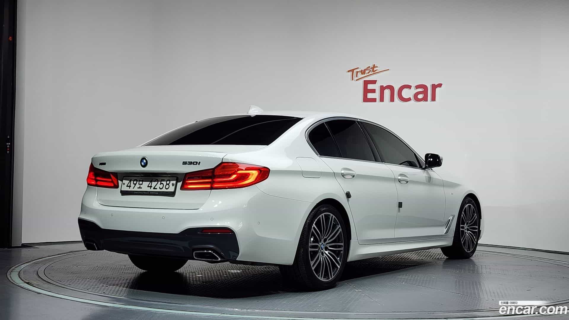5-Series BMW 2019.1-OUTER-002