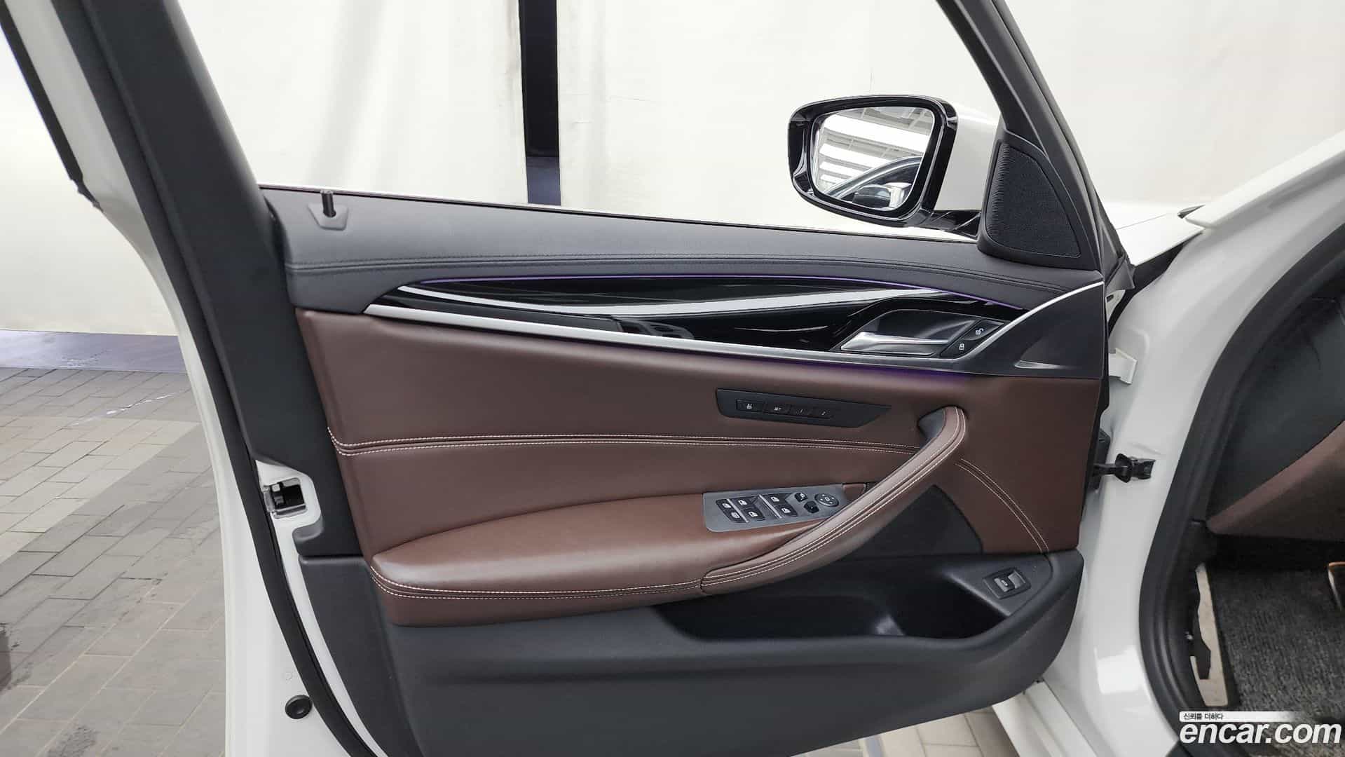 5-Series BMW 2019.1-INNER-034