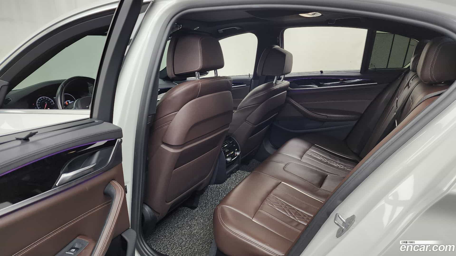 5-Series BMW 2019.1-INNER-036