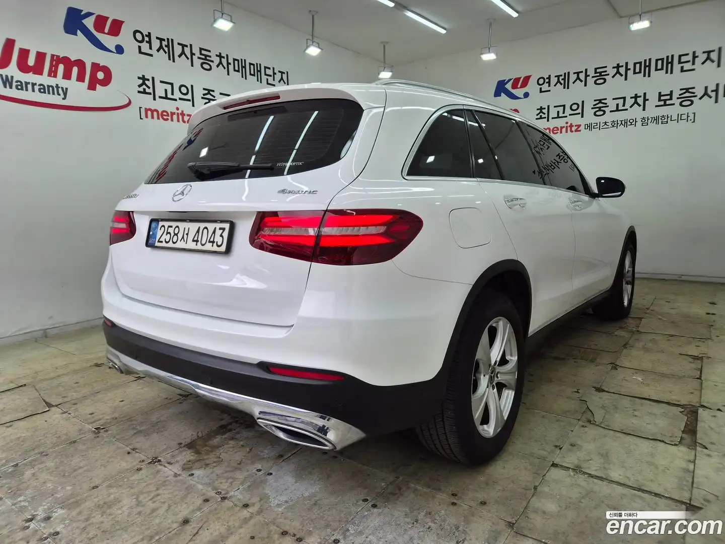 GLC-Class Mercedes-Benz 2018.1-OUTER-002
