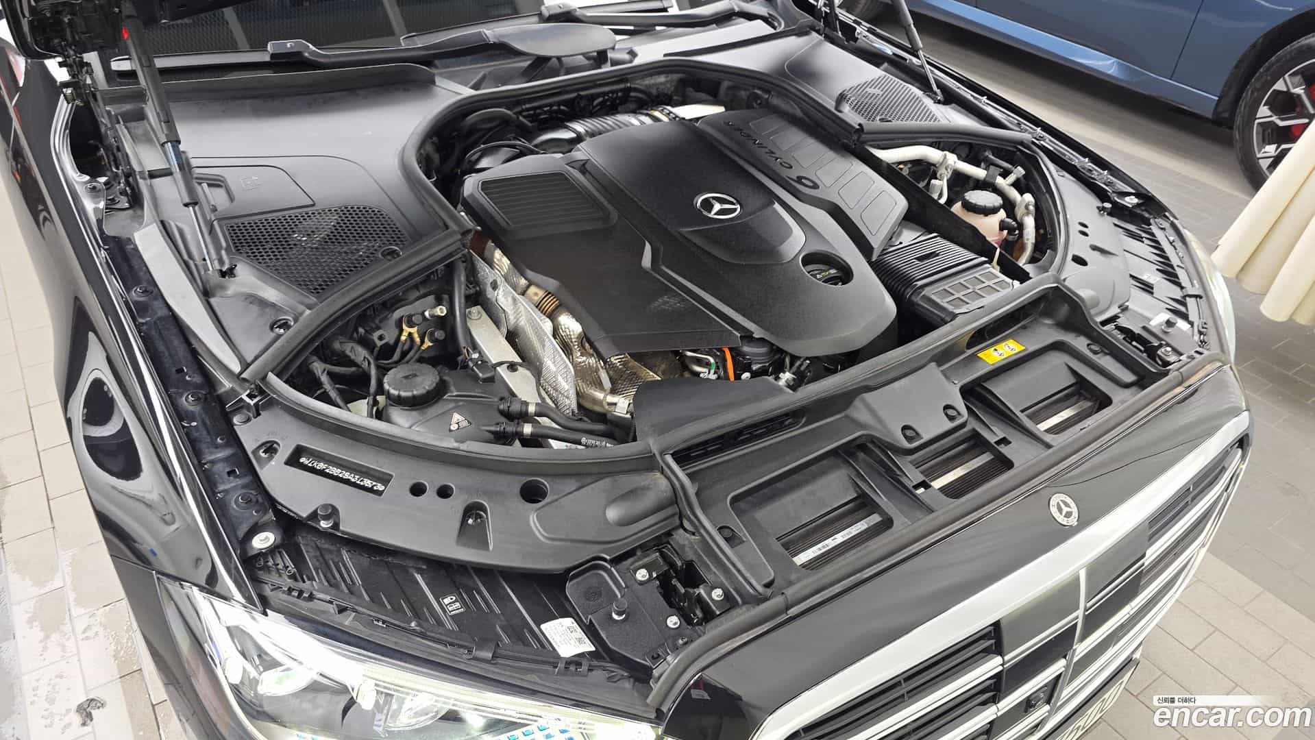 S-Class Mercedes-Benz 2025.0-OUTER-006