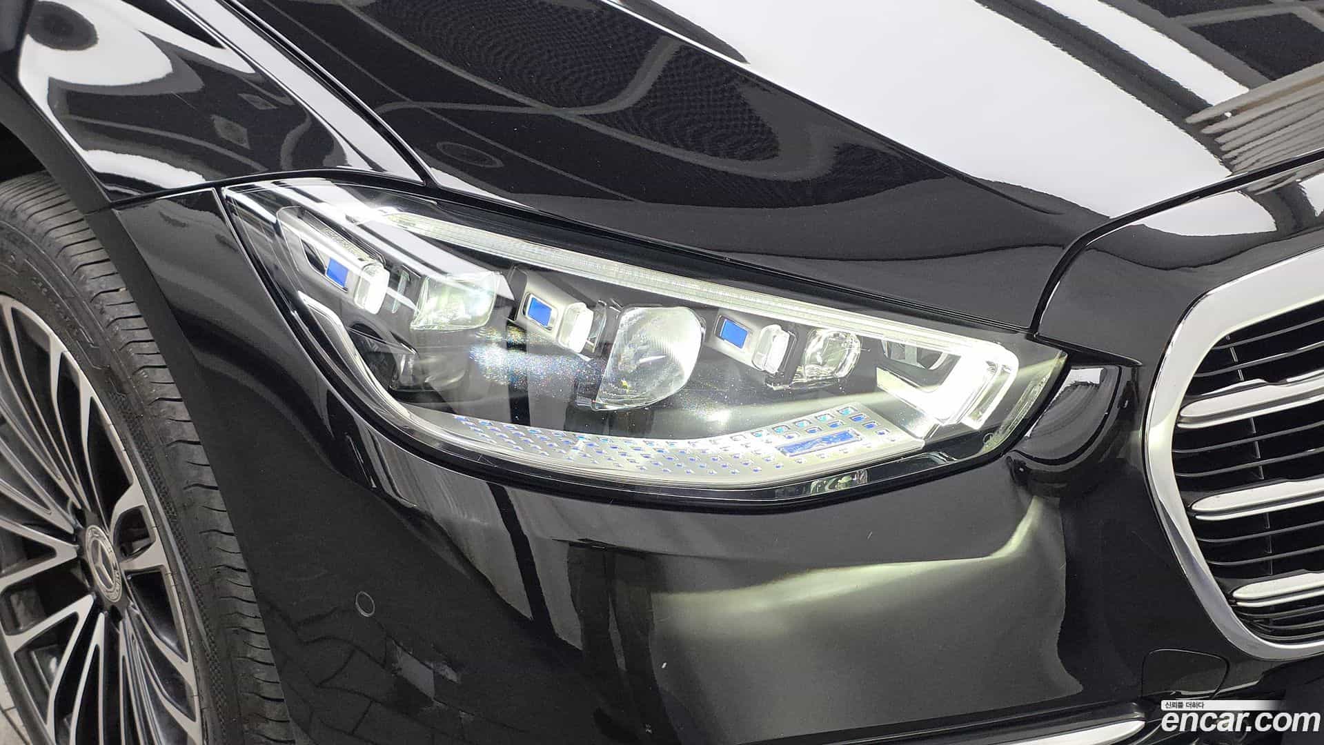 S-Class Mercedes-Benz 2025.0-OUTER-032