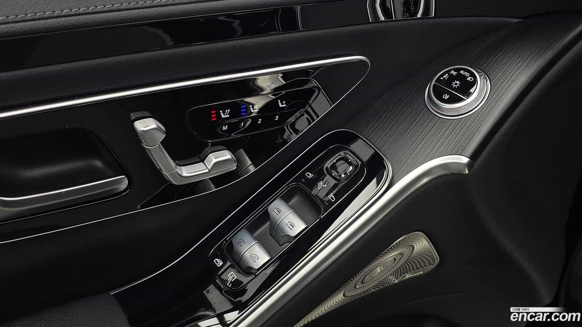 S-Class Mercedes-Benz 2025.0-OPTION-046