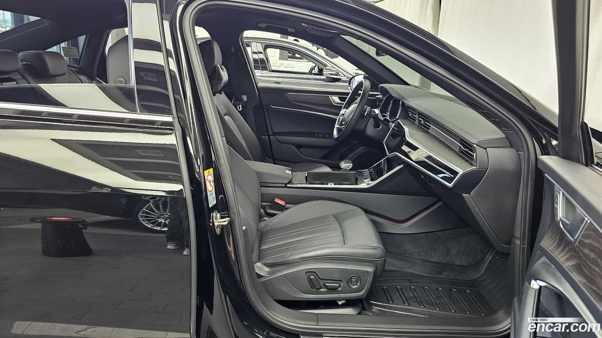 A6 Audi 2023.11-OPTION-015