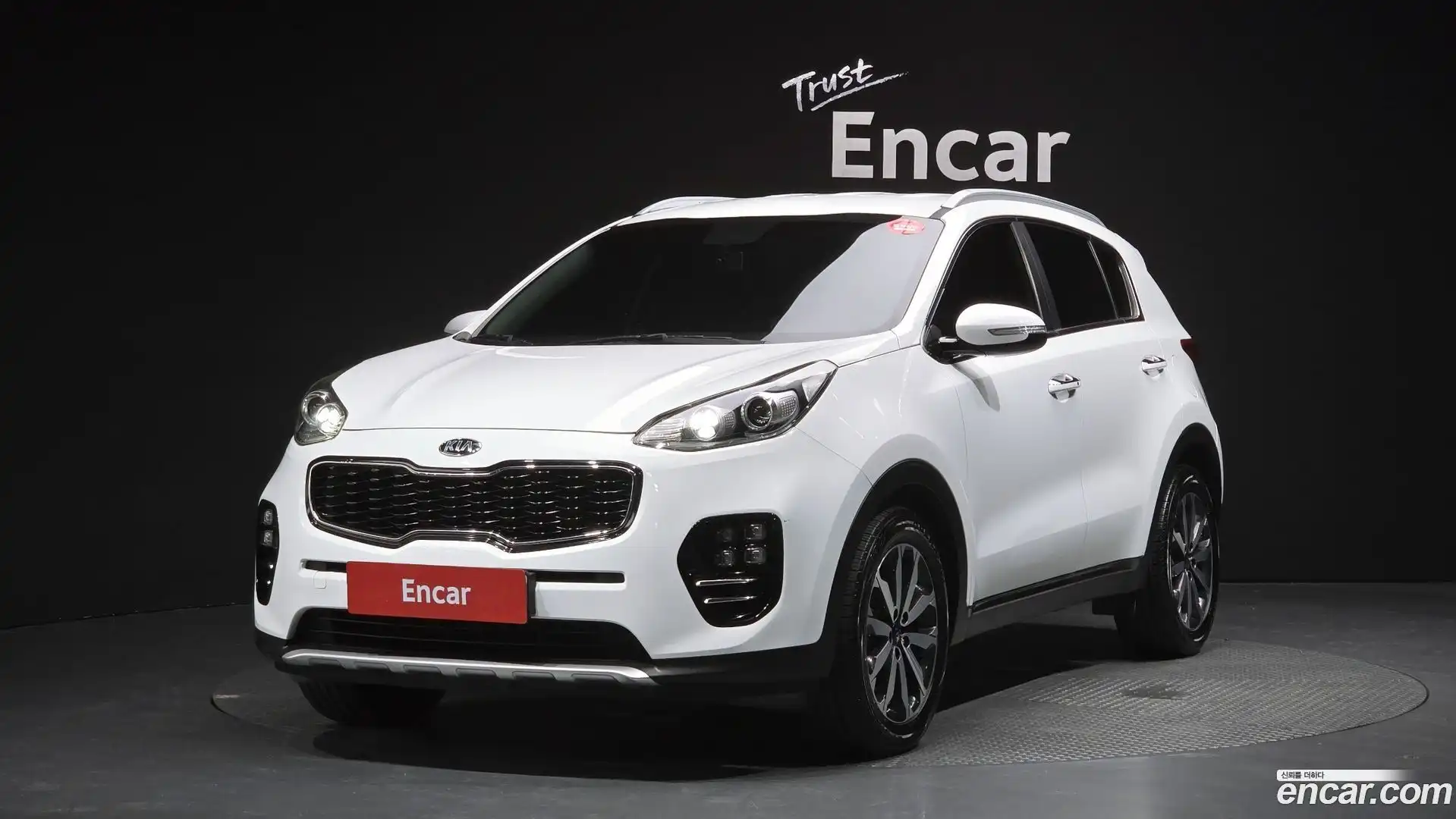 Sportage Kia 2016.10-OUTER-001
