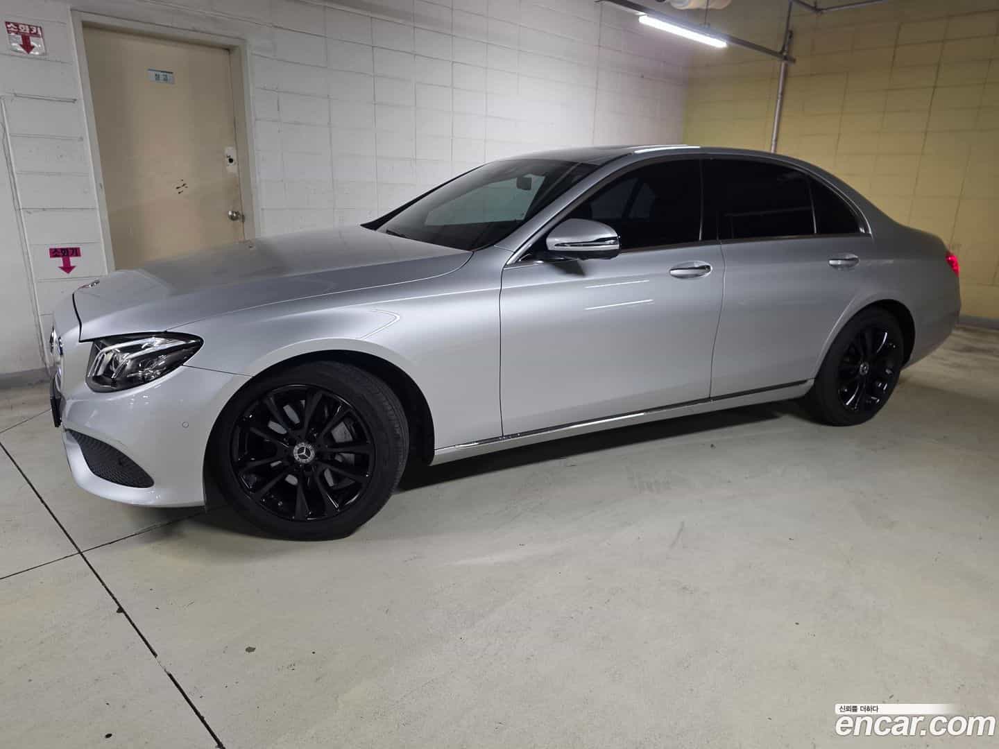 E-Class Mercedes-Benz 2019.3-OUTER-002