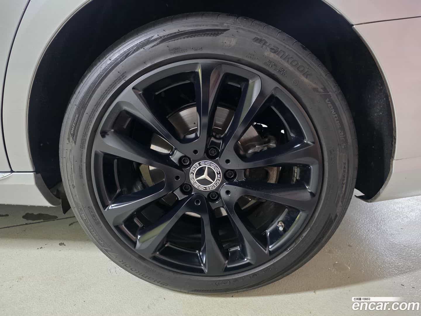 E-Class Mercedes-Benz 2019.3-OUTER-005