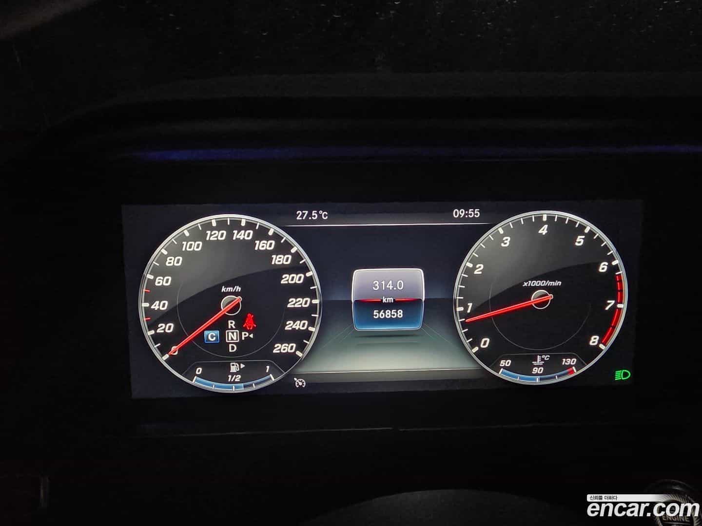 E-Class Mercedes-Benz 2019.3-INNER-008