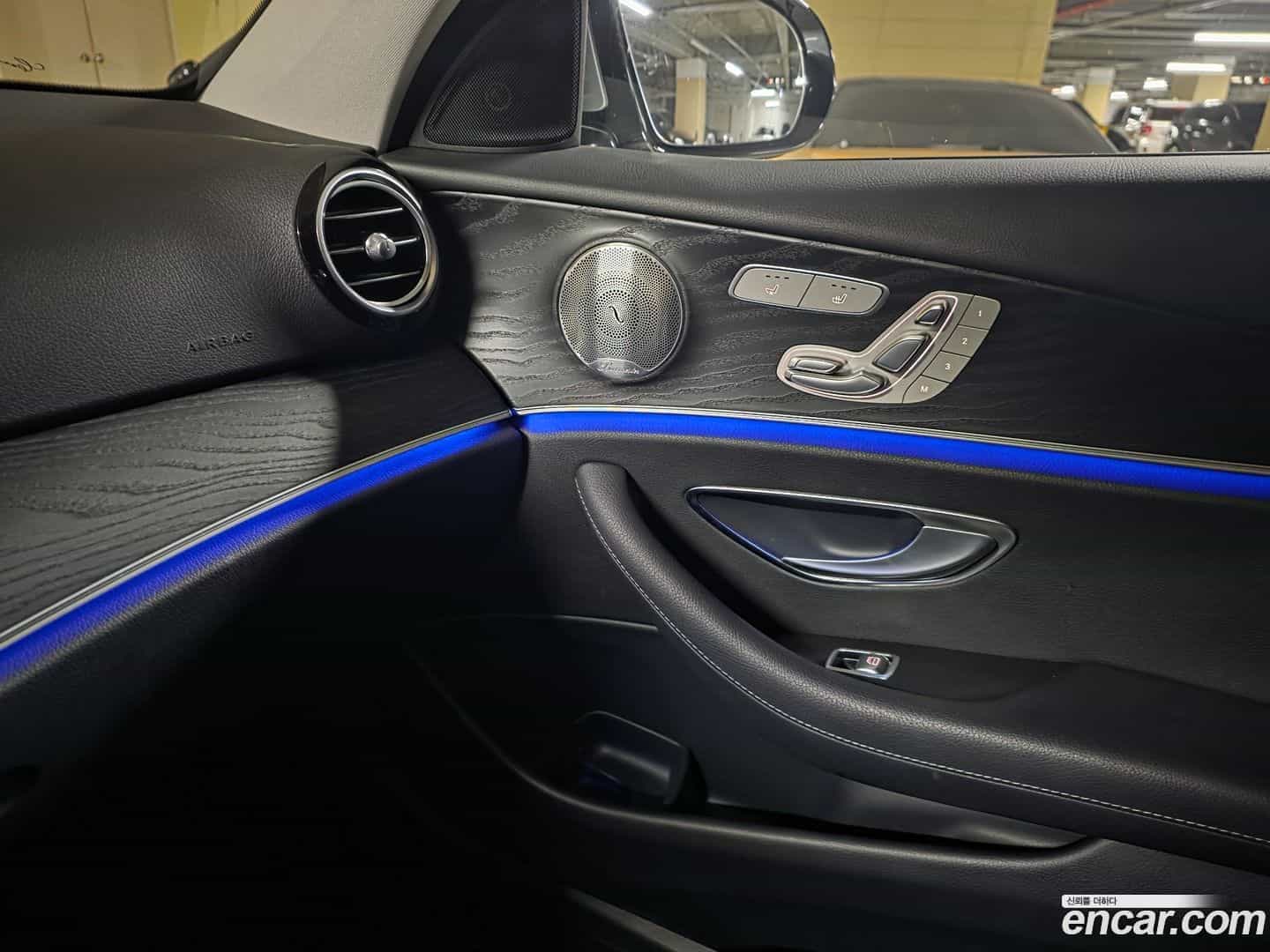 E-Class Mercedes-Benz 2019.3-OPTION-018