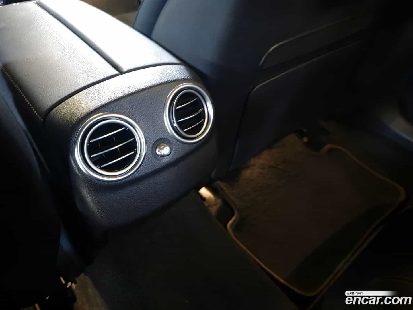 E-Class Mercedes-Benz 2019.3-OPTION-023