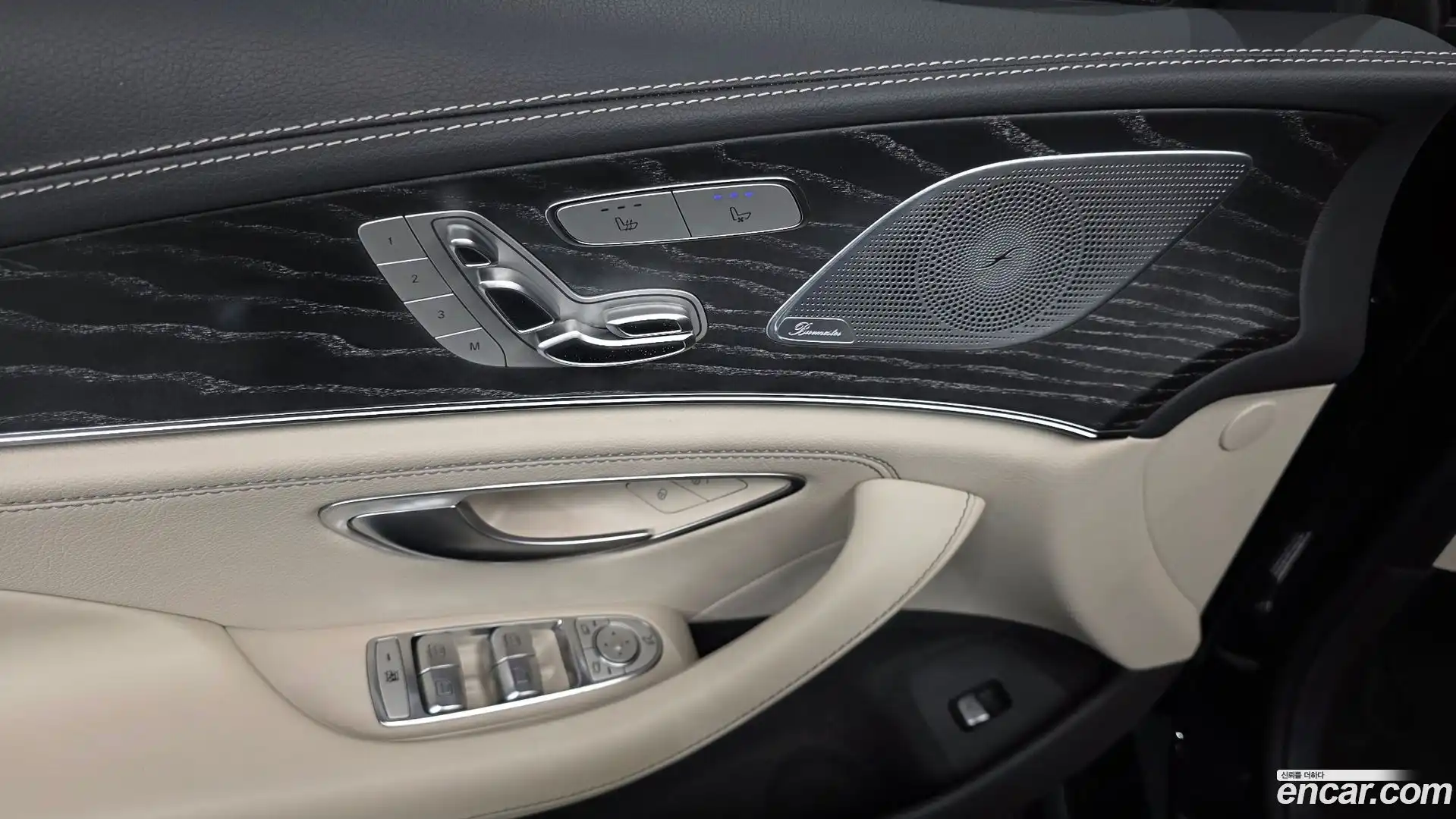 CLS-Class Mercedes-Benz 2023.2-OPTION-049