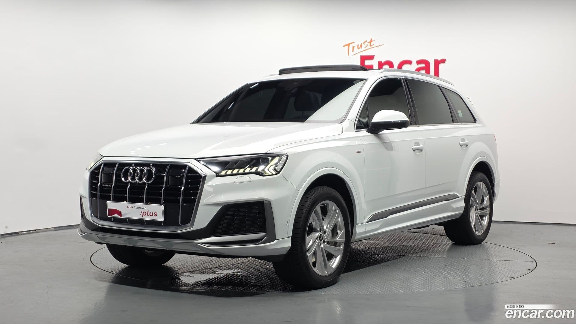 Main__Slider__Photo:Q7 Audi 2022.5-0