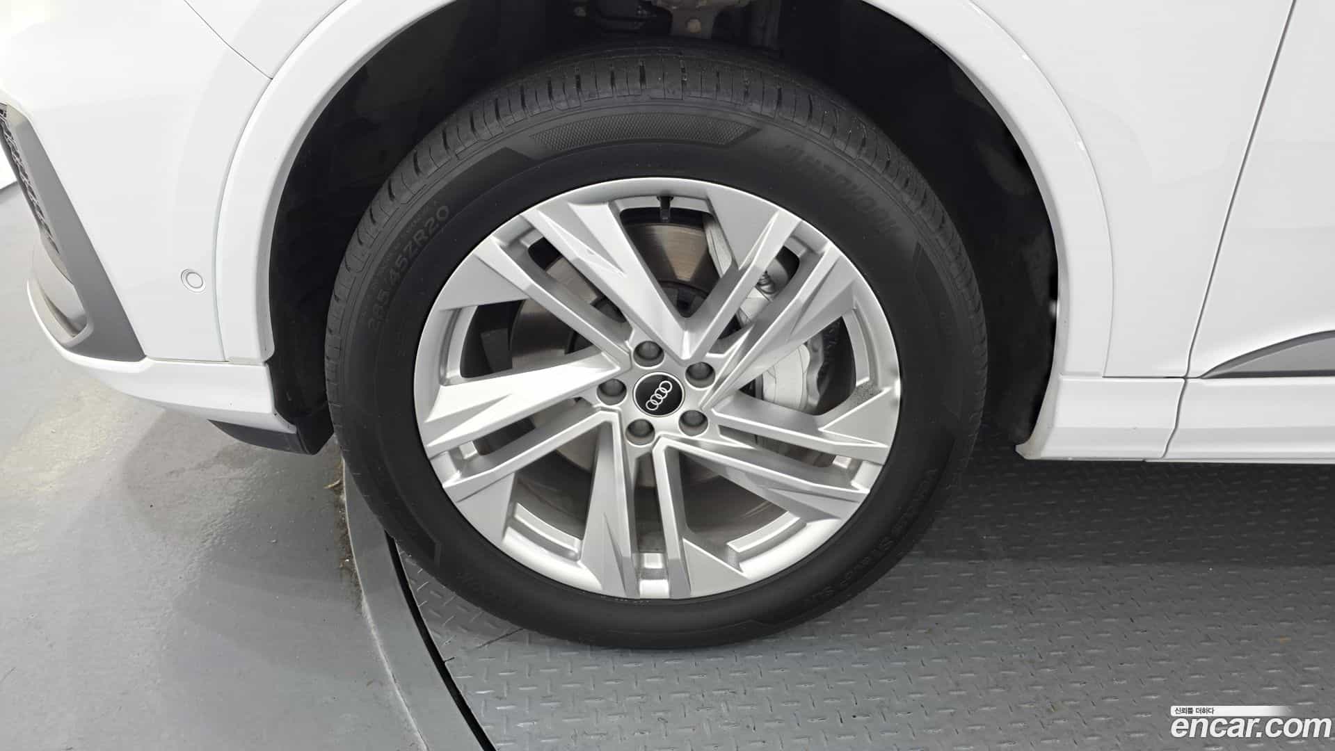 Q7 Audi 2022.5-OUTER-005