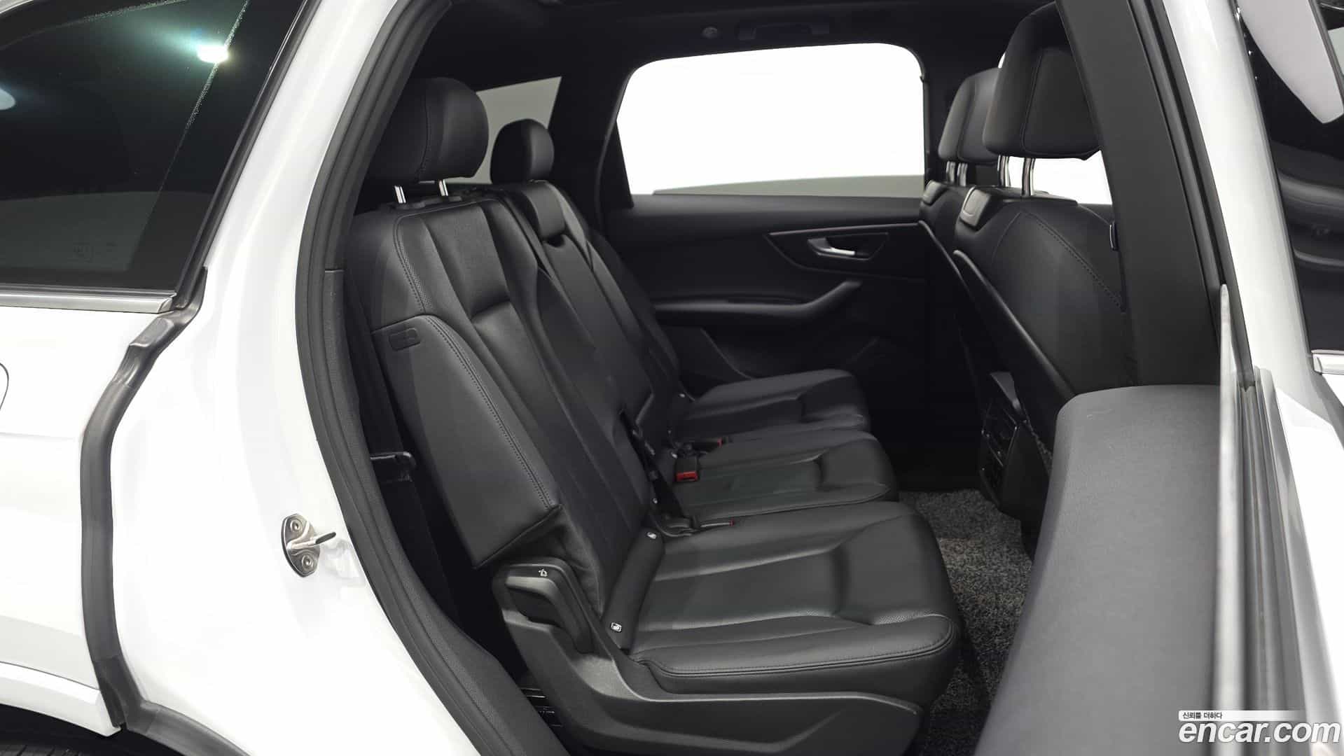Q7 Audi 2022.5-OPTION-015
