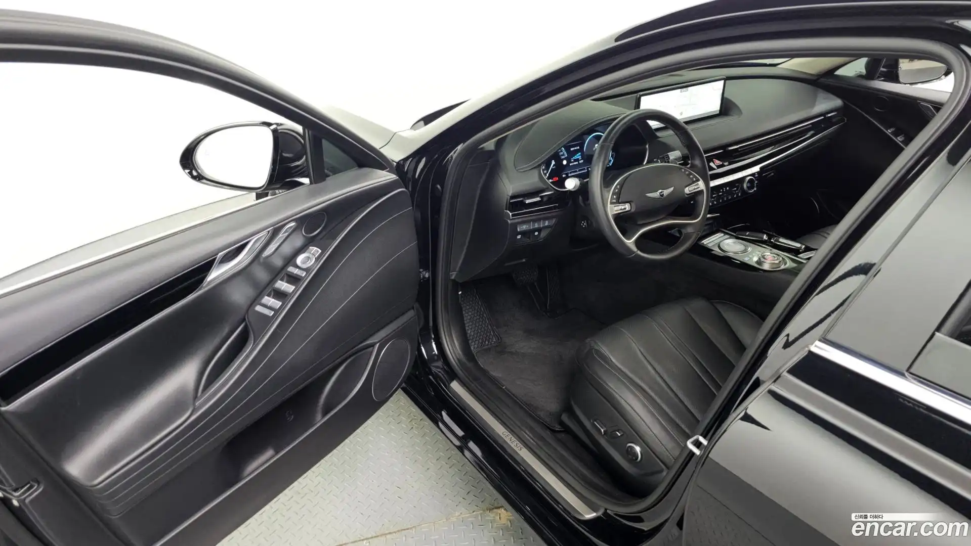 G80 Genesis 2022.8-INNER-010