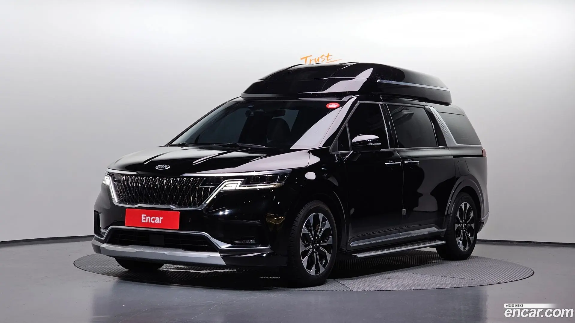 Main__Slider__Photo:Canival Kia 2021.6-0