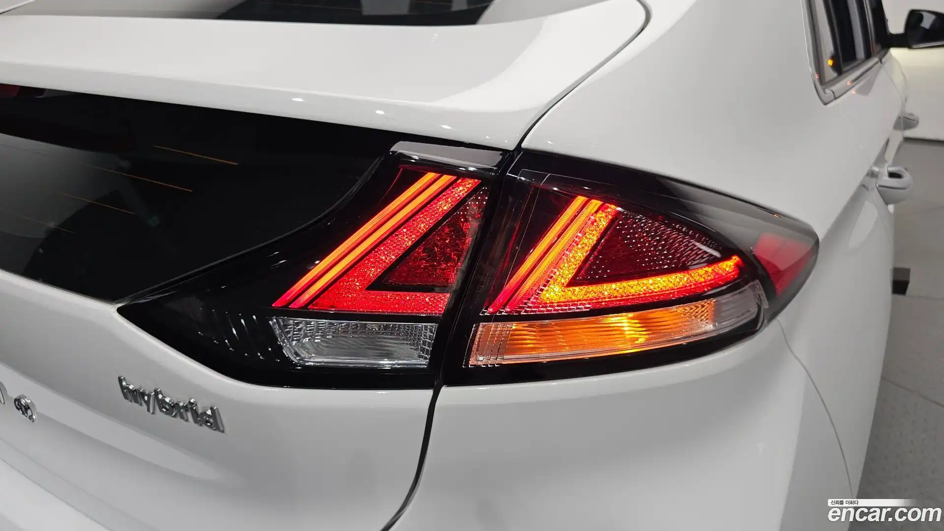 Ioniq Hyundai 2020.2-OUTER-033