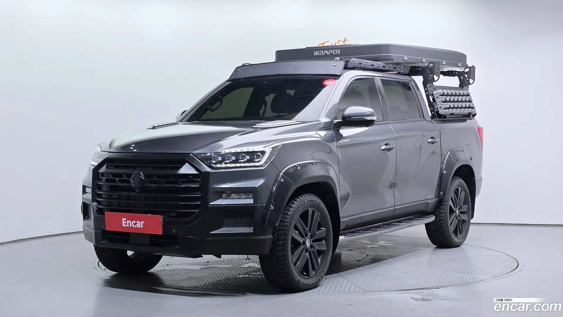 Main__Slider__Photo:Rexton KG Mobility 2018.1-0