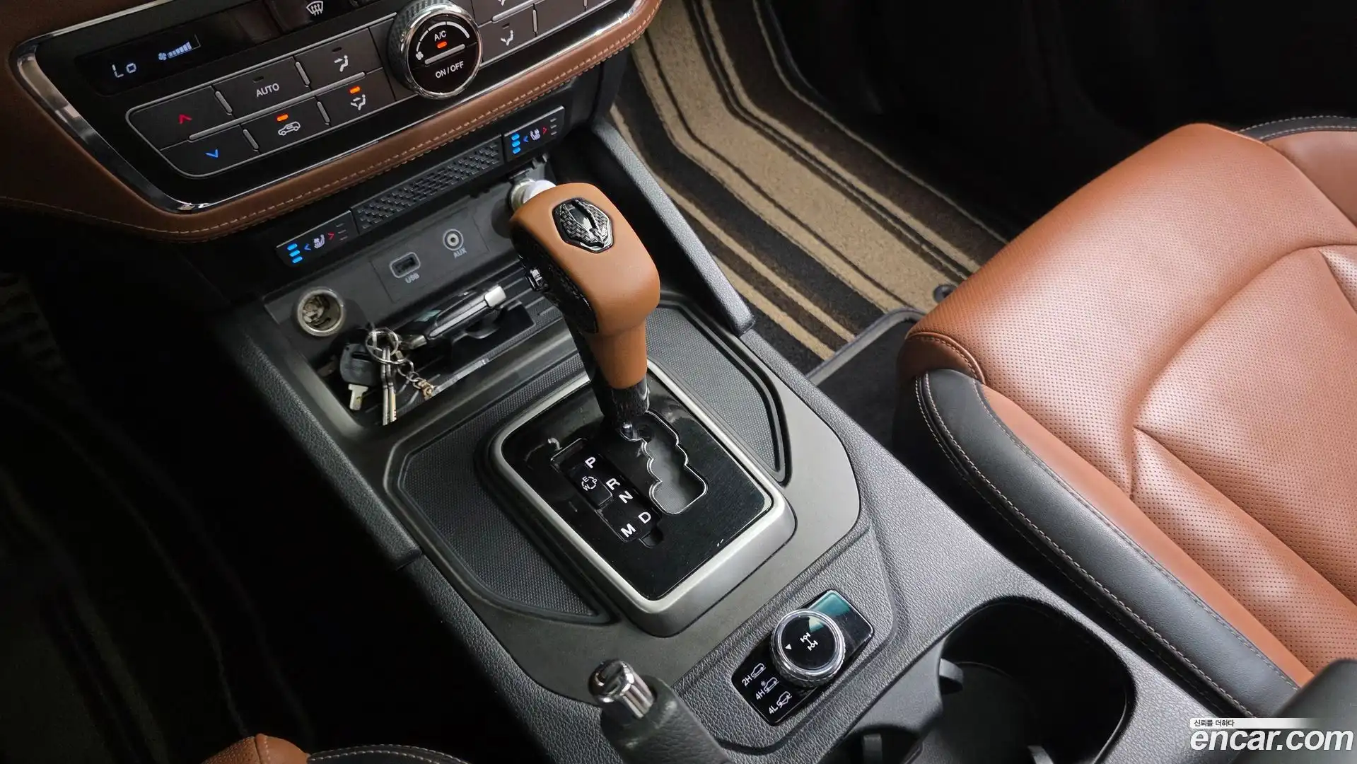 Rexton KG Mobility 2018.1-INNER-009