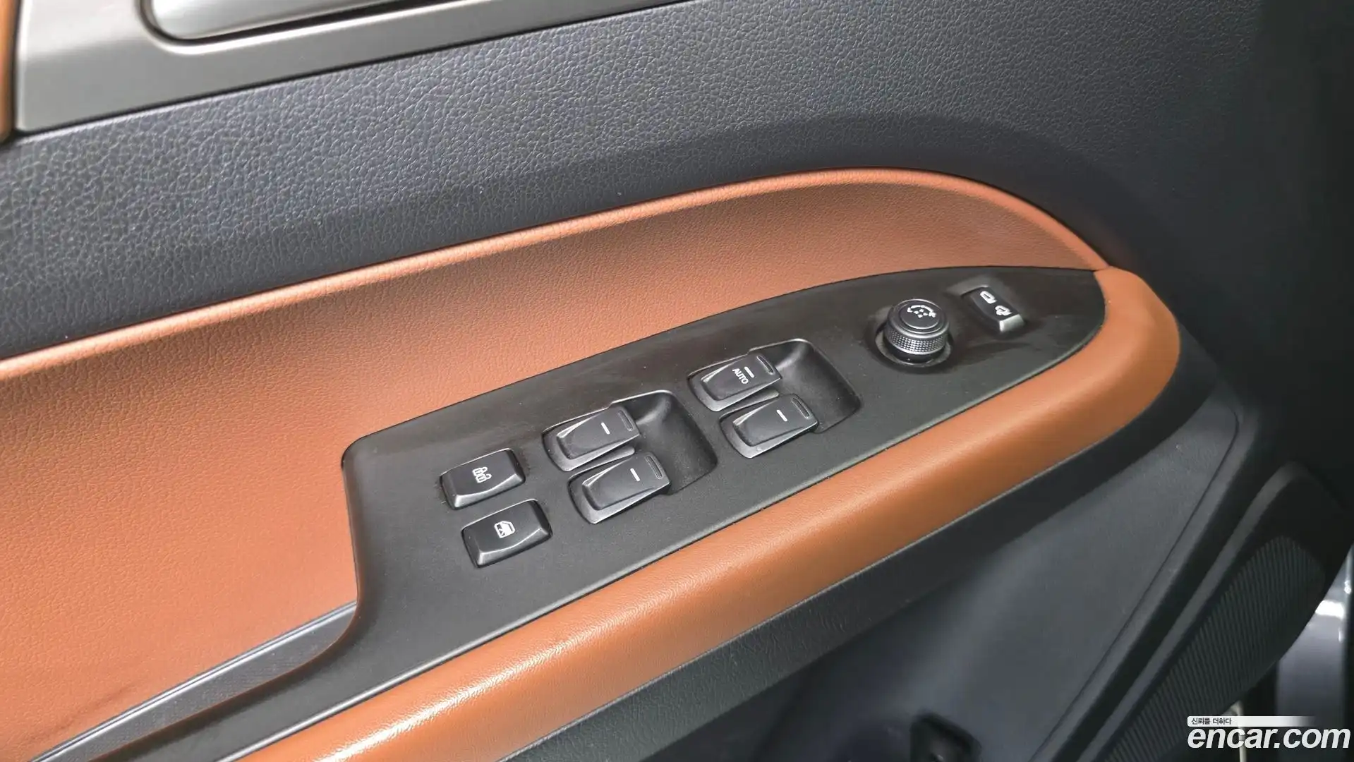 Rexton KG Mobility 2018.1-OPTION-022