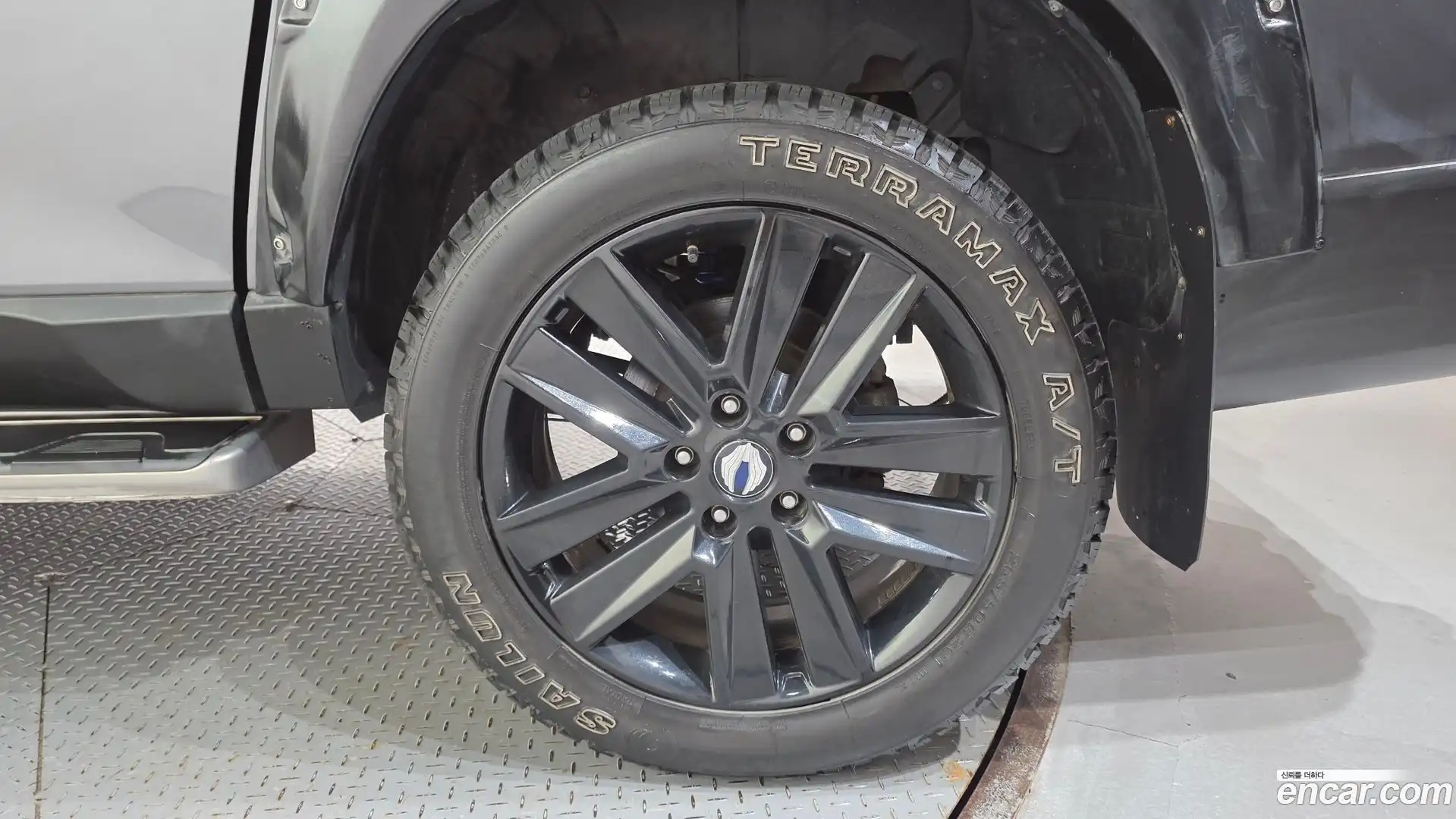 Rexton KG Mobility 2018.1-OUTER-031