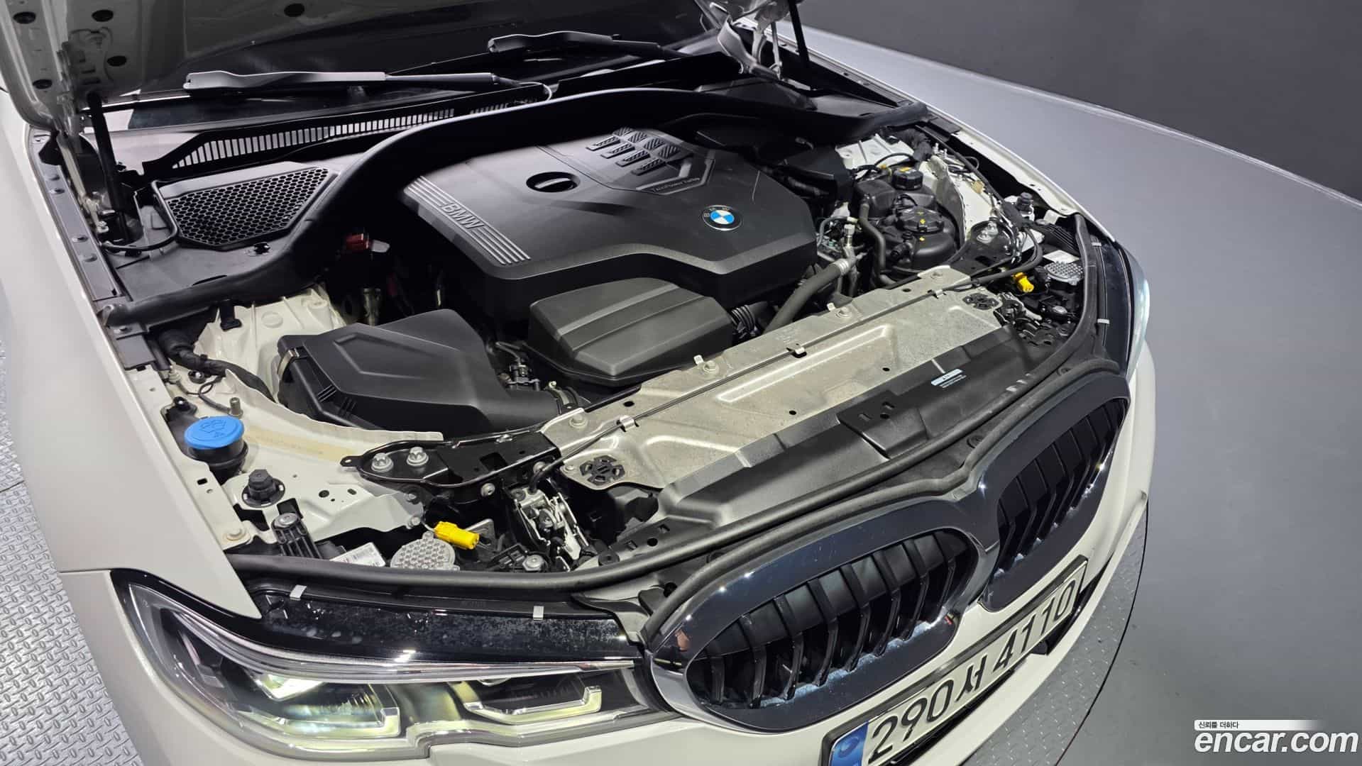3-Series BMW 2022.5-OUTER-006