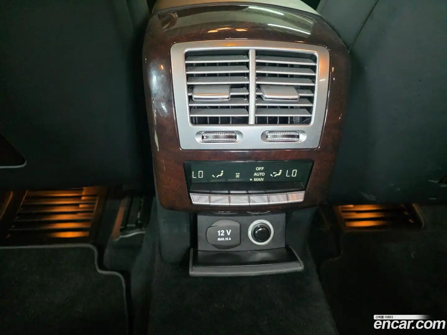 S-Class Mercedes-Benz 2010.1-OPTION-023