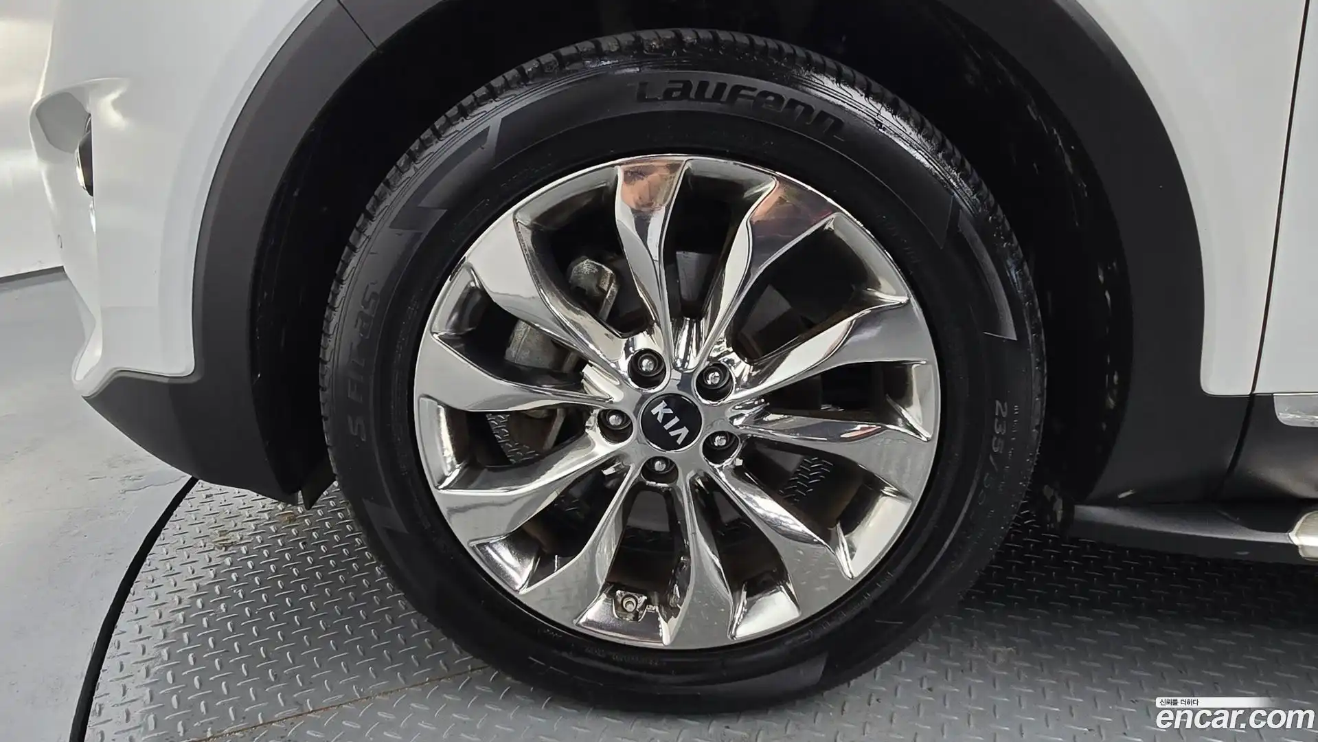 Sorento Kia 2019.5-OUTER-005