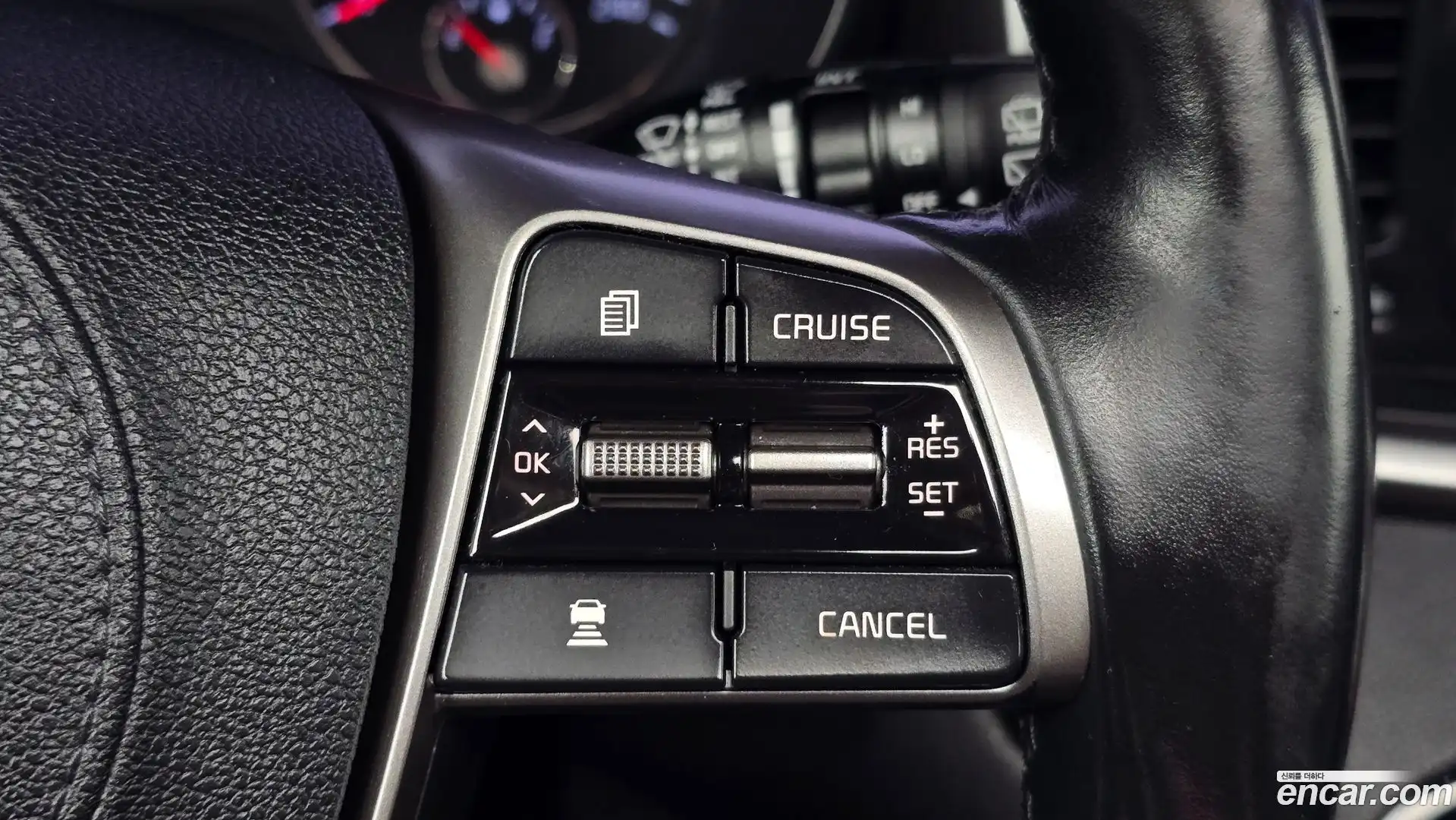 Sorento Kia 2019.5-OPTION-018
