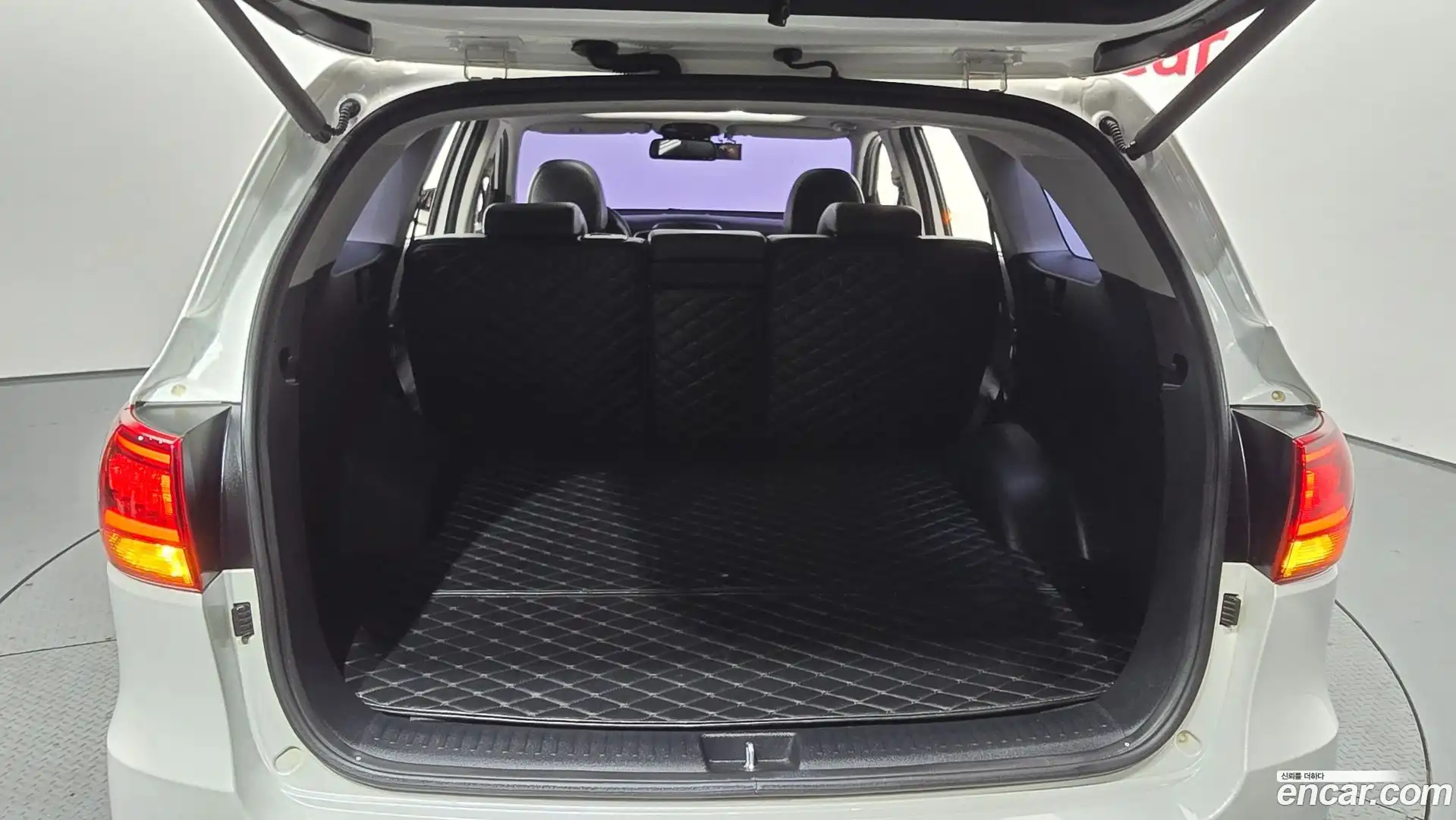 Sorento Kia 2019.5-OPTION-041