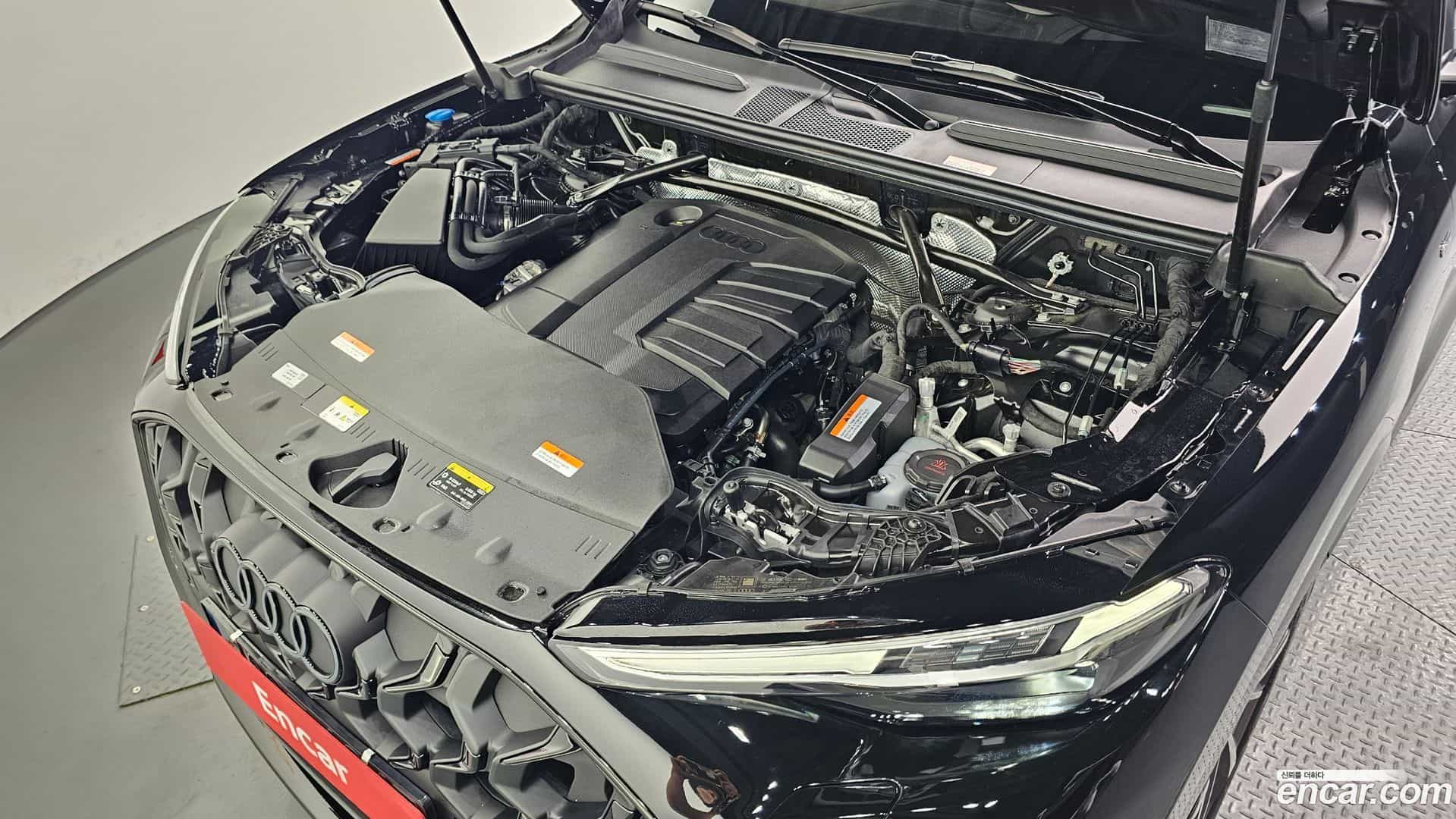 Q5 Audi 2025.11-OUTER-006