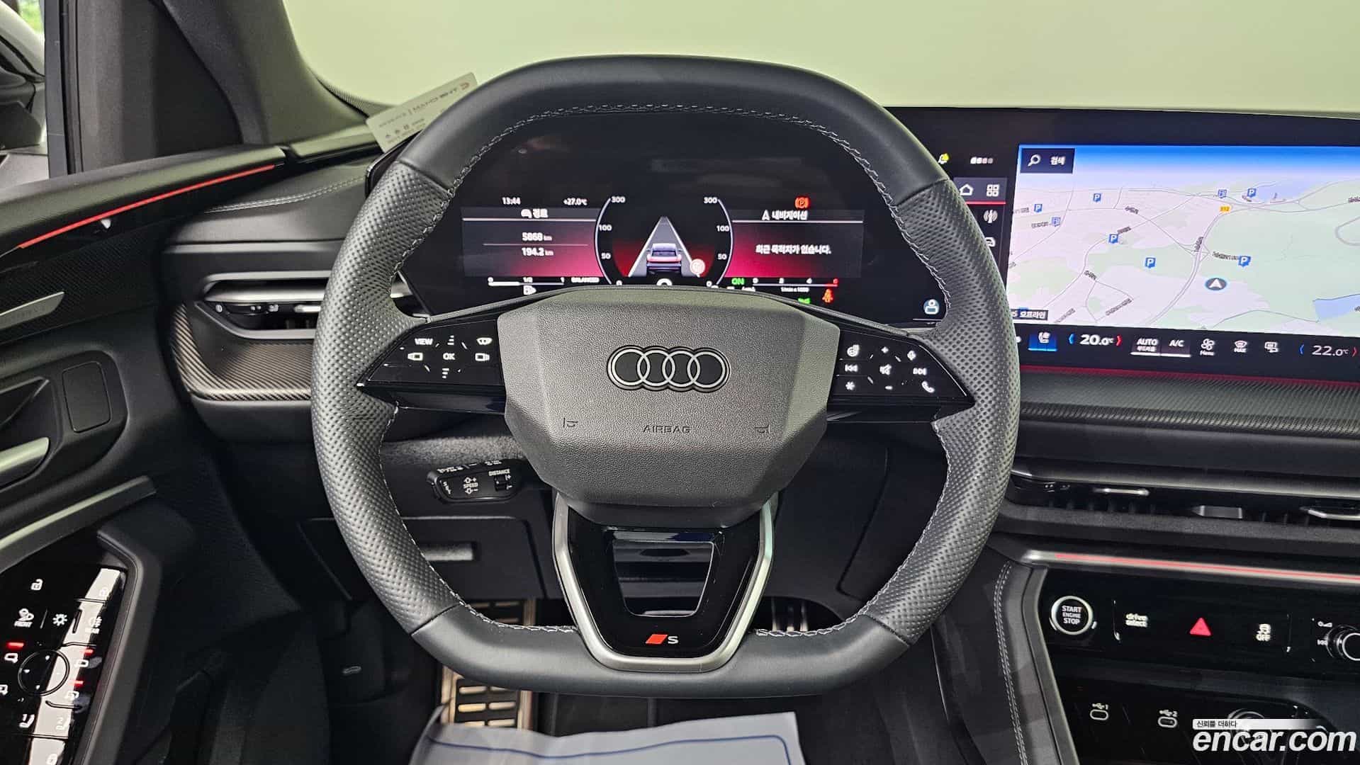 Q5 Audi 2025.11-OPTION-017