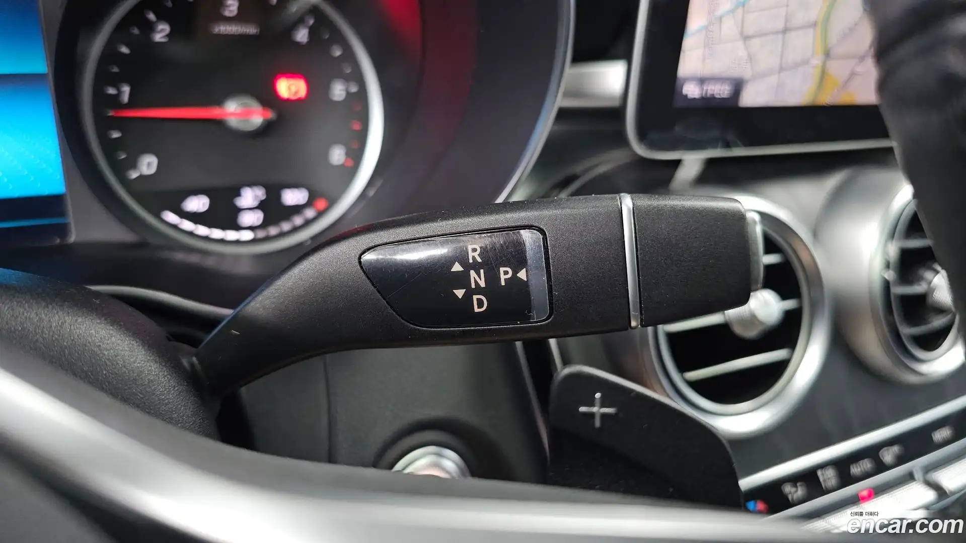 C-Class Mercedes-Benz 2019.4-INNER-009