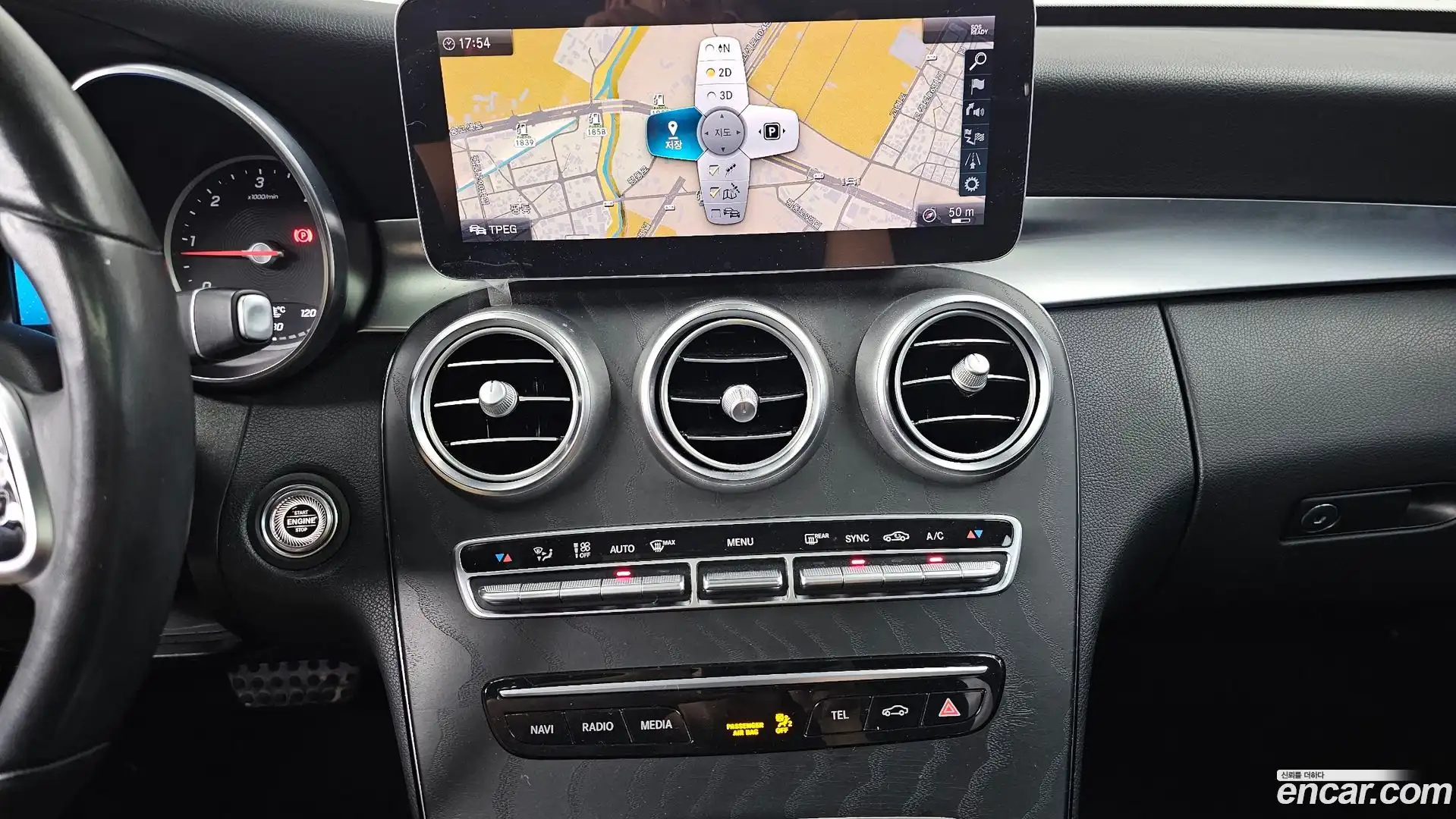 C-Class Mercedes-Benz 2019.4-OPTION-018