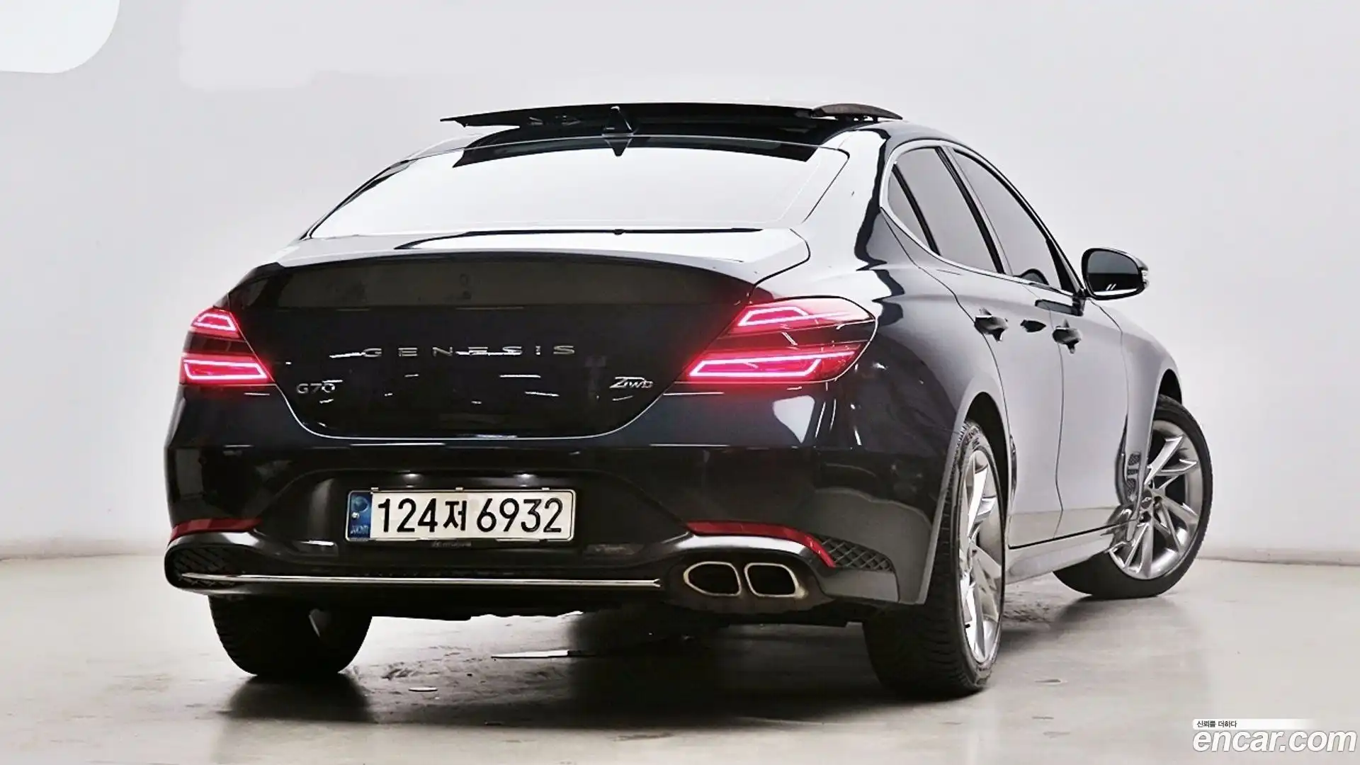 G70 Genesis 2021.0-OUTER-002