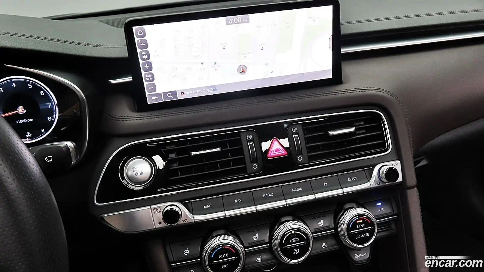G70 Genesis 2021.0-OUTER-006
