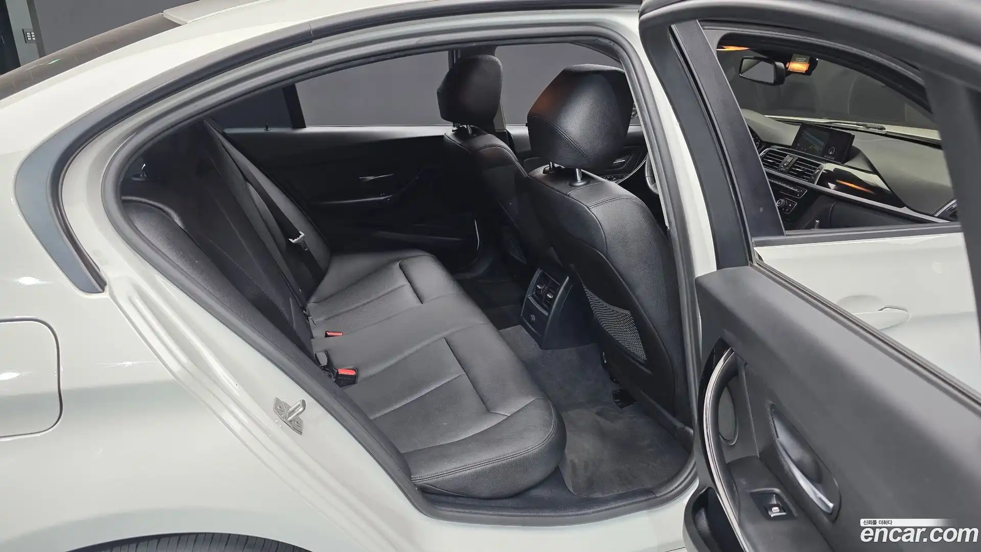 3-Series BMW 2017.2-OPTION-016