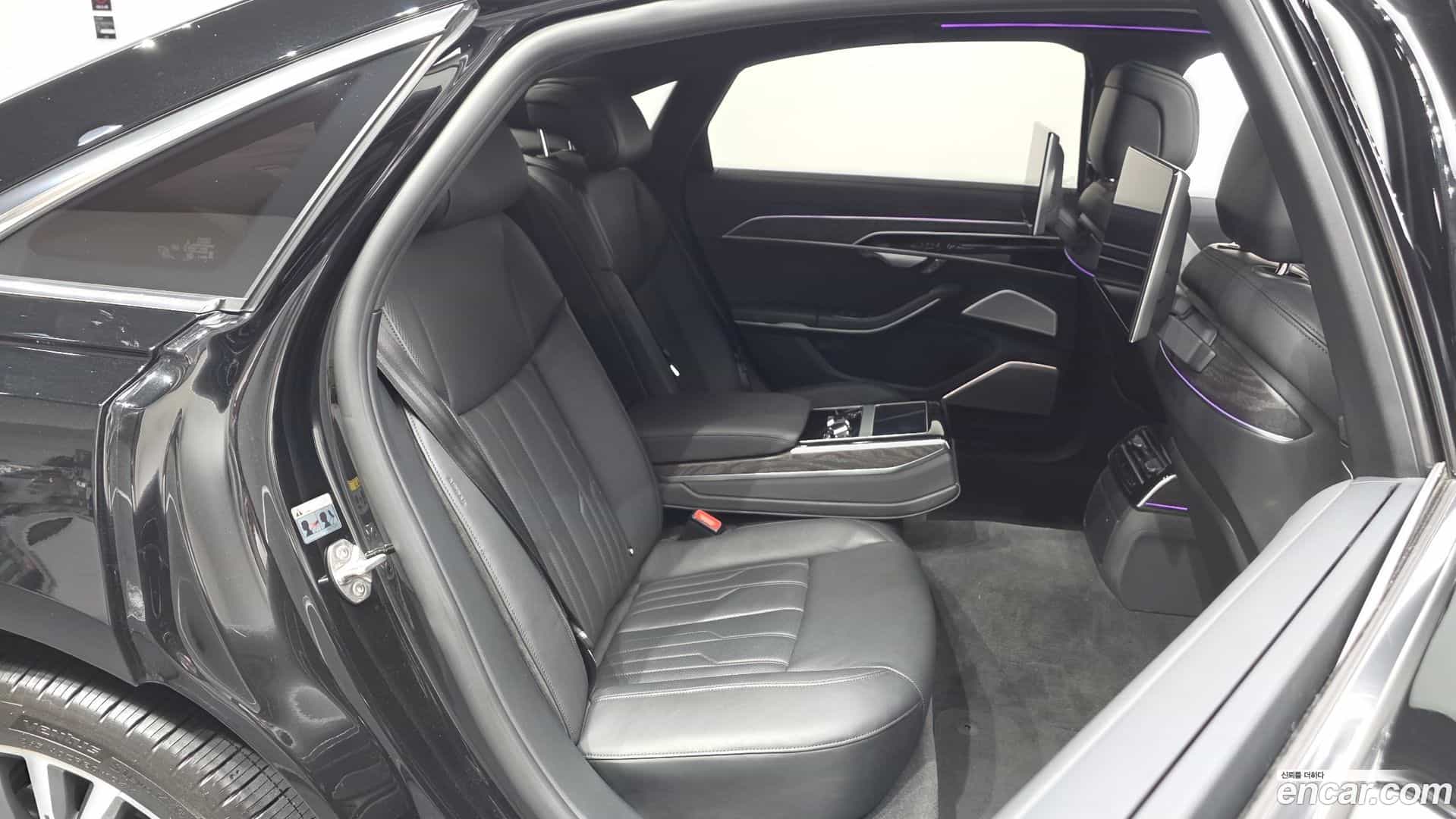 A8 Audi 2023.5-OPTION-015