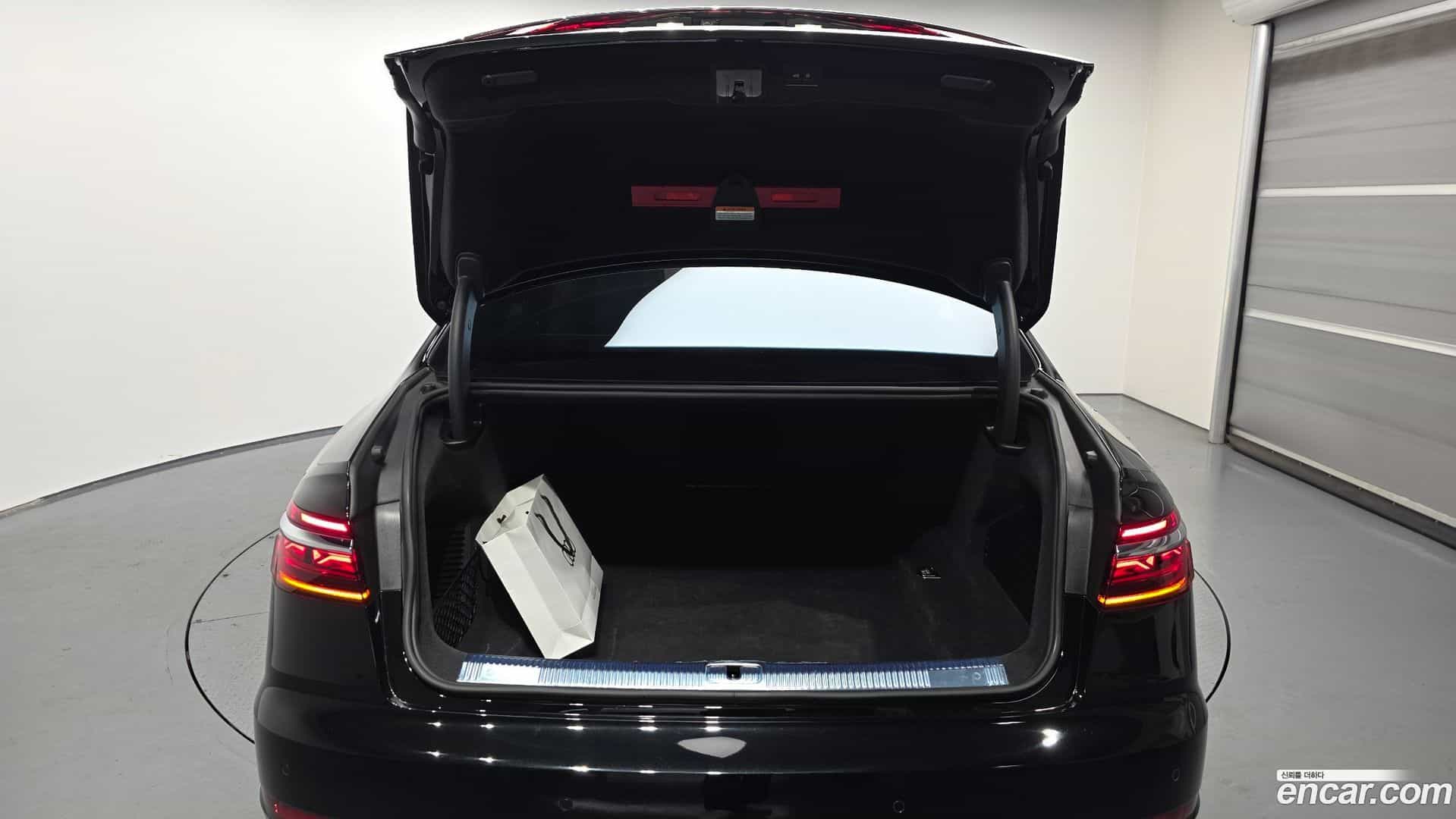 A8 Audi 2023.5-OPTION-024