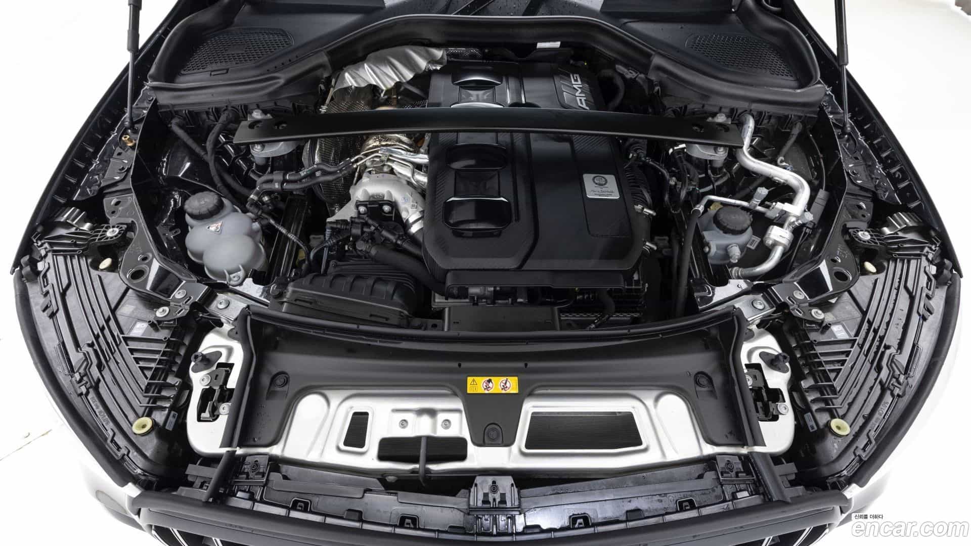 GLC-Class Mercedes-Benz 2025.8-OUTER-006