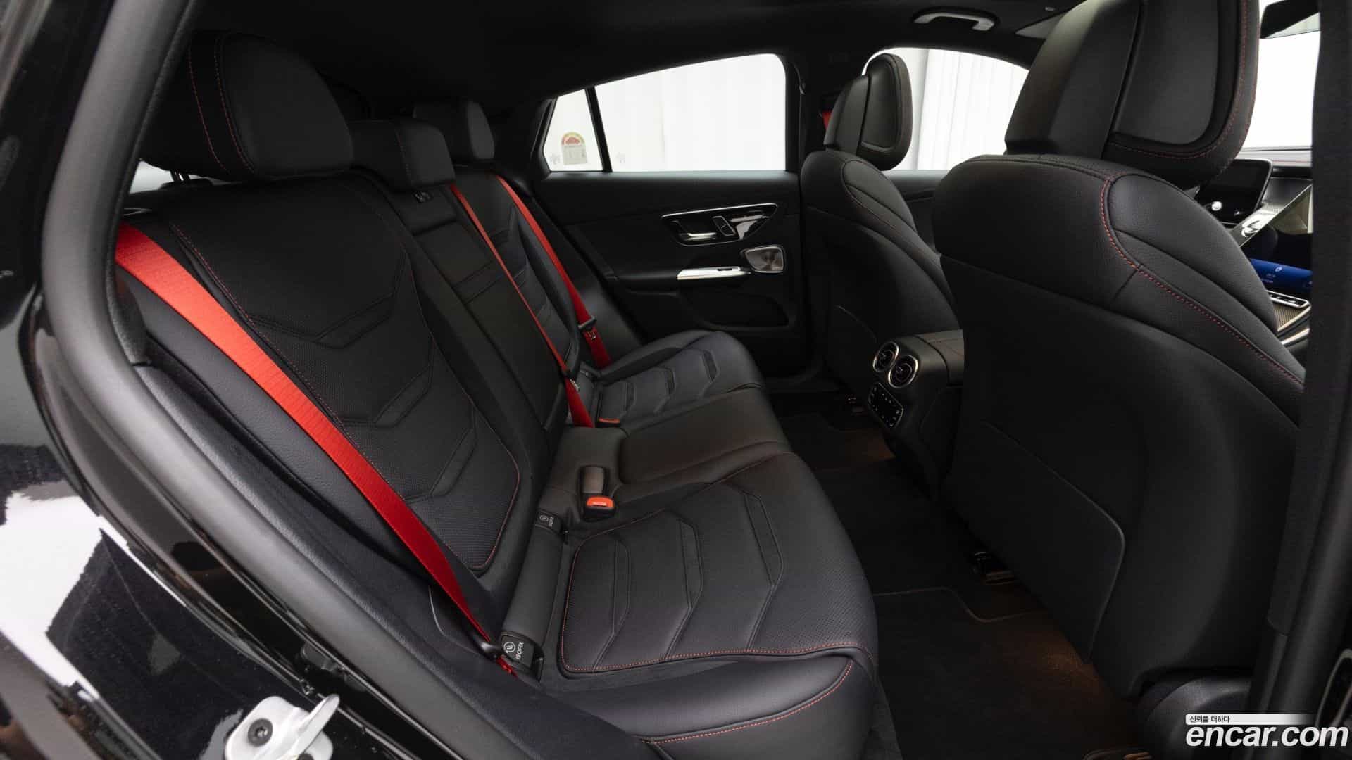 GLC-Class Mercedes-Benz 2025.8-OPTION-019