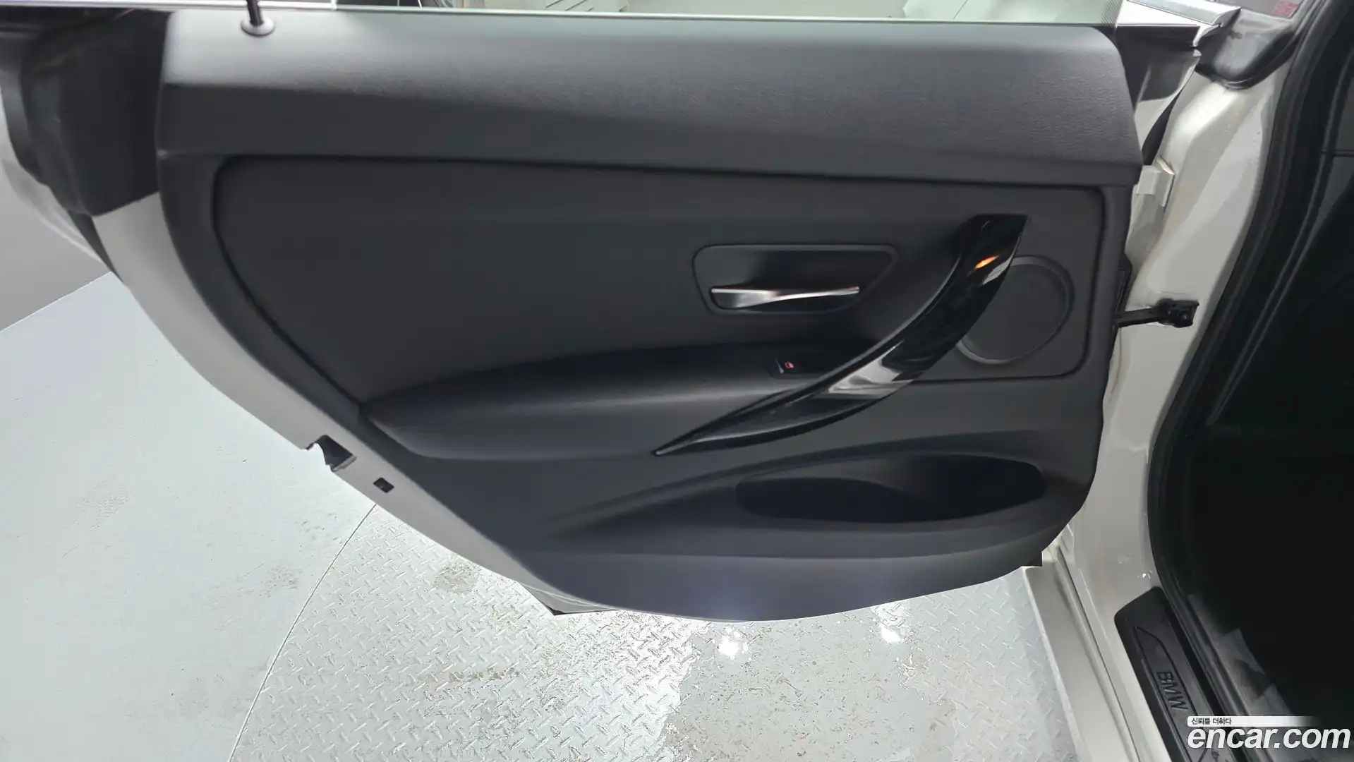 Gran Turismo BMW 2019.8-INNER-035