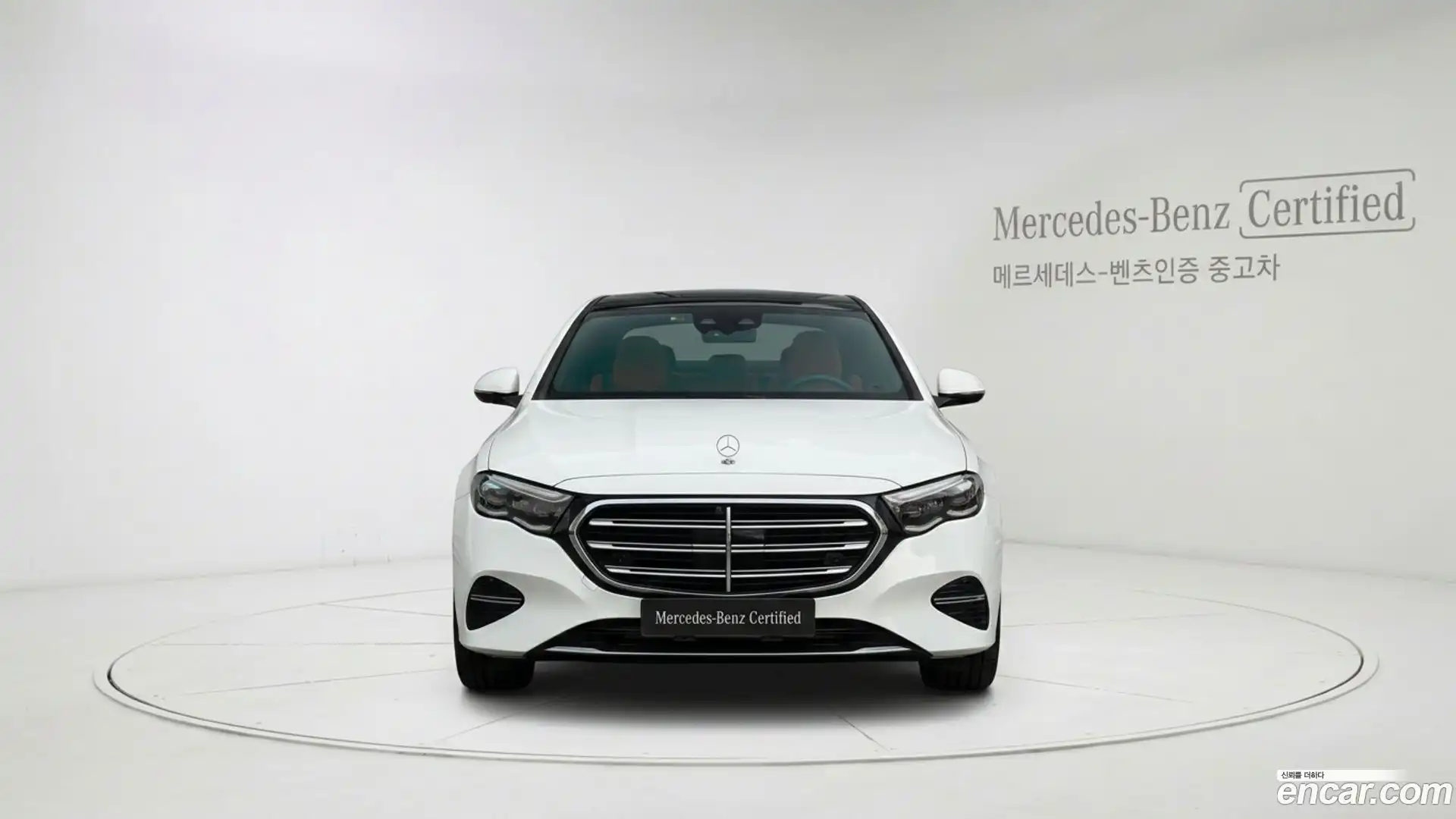 E-Class Mercedes-Benz 2025.7-OUTER-004